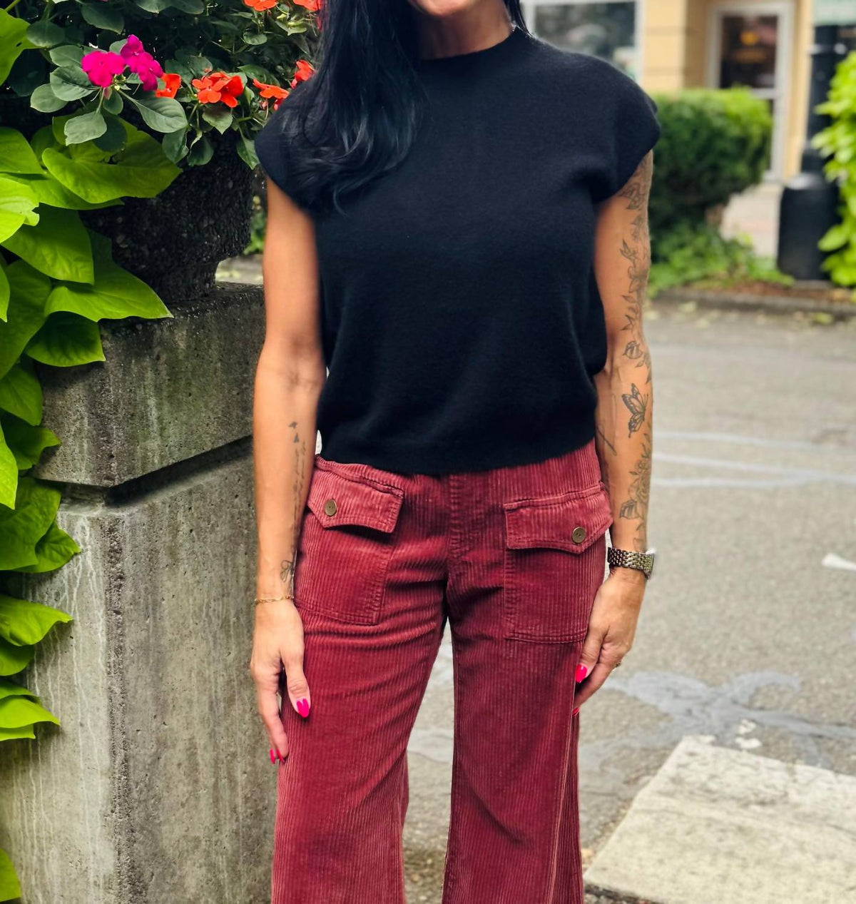 Pure Amici - Sleeveless Crew Top