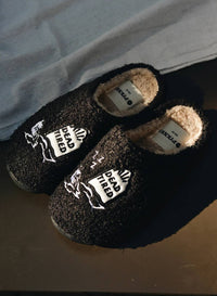 Pyknic - Unisex Dead Tired Slippers