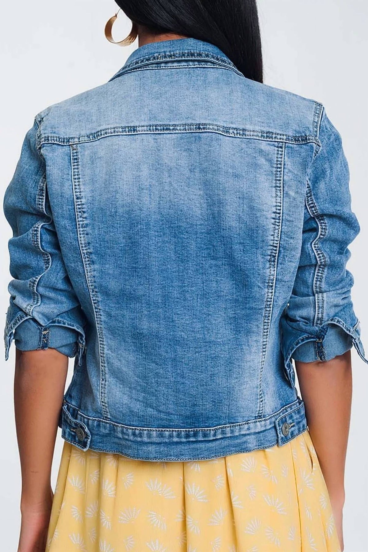 Q2 - Cropped Trucker Jacket