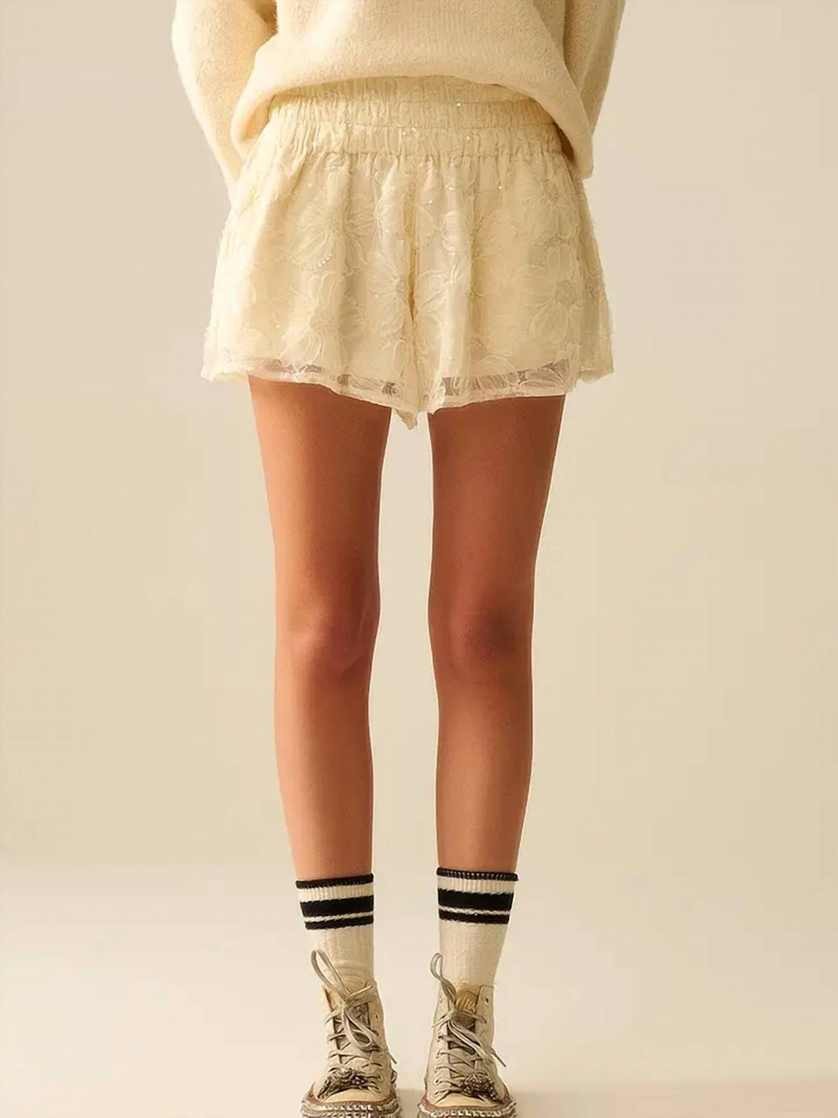 Q2 - Embroidered Shorts With Sequins