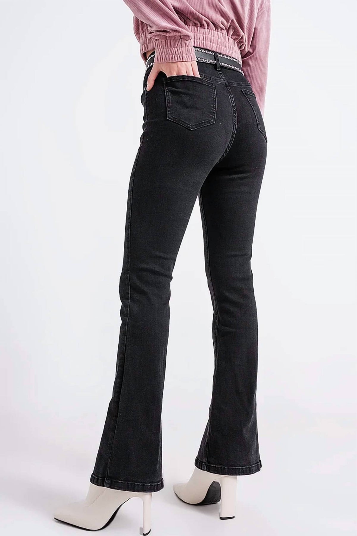 Q2 - Flare Jeans With Split Hem