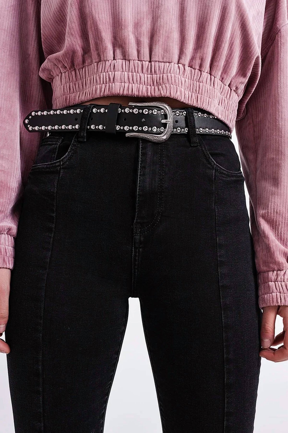 Q2 - Flare Jeans With Split Hem