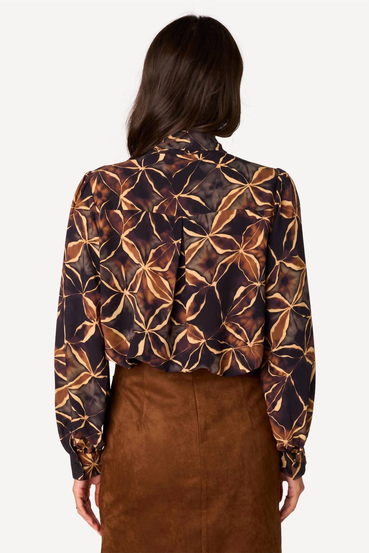 Q2 - Floral Front Tie Blouse