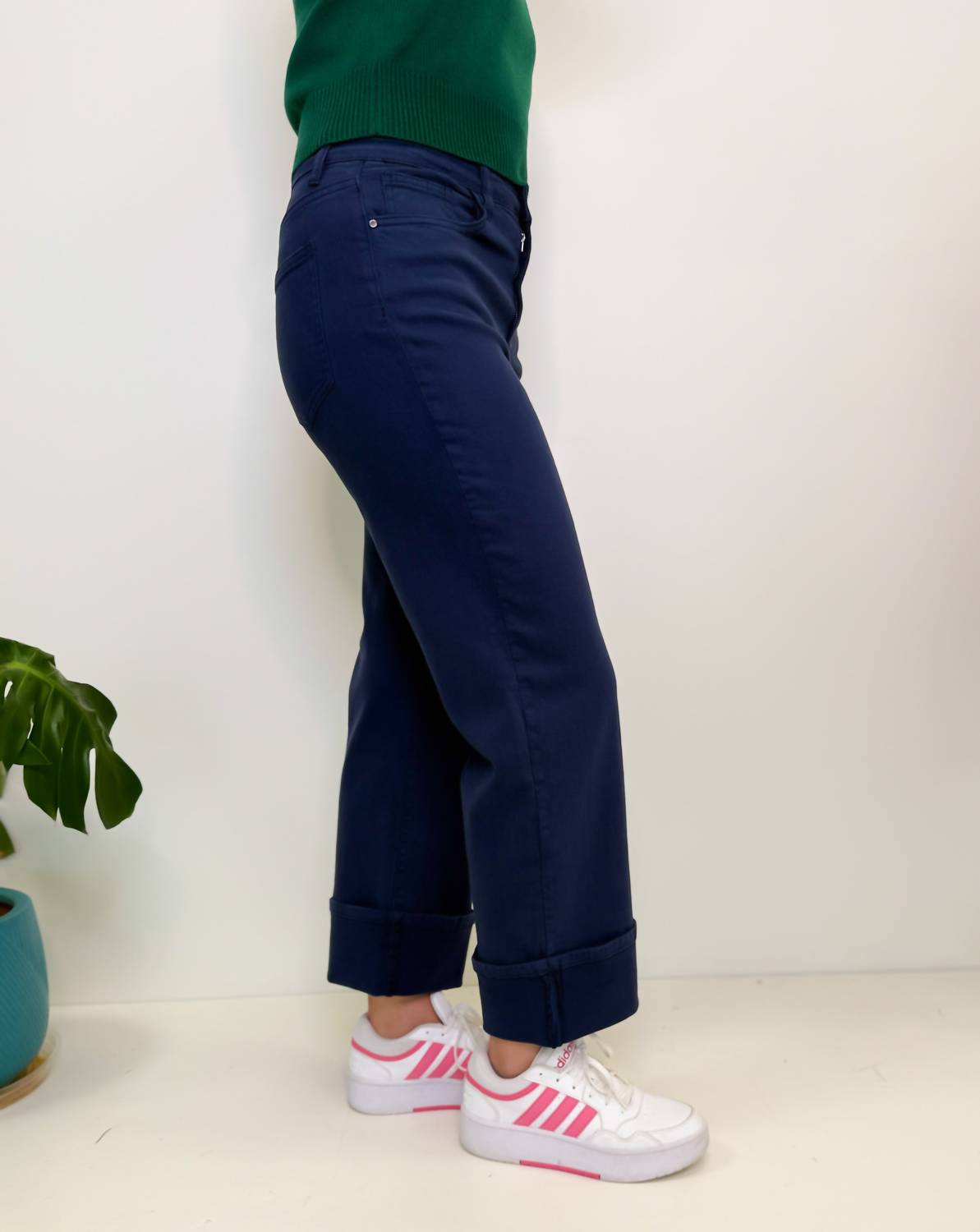 Q2 - Madeline Straight Leg Cuffed Jeans