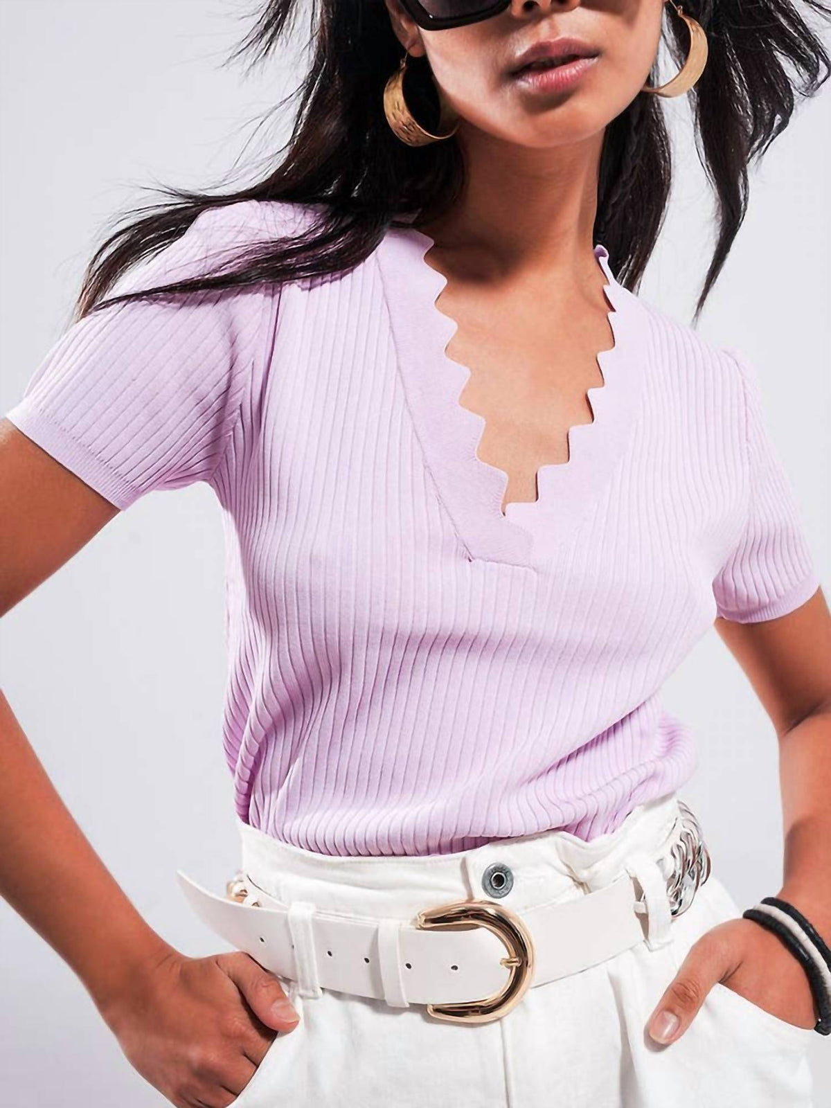 Q2 - Ribbed V Neck Top