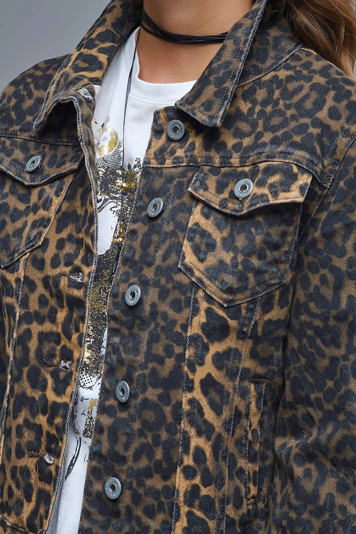 Q2 - Women's Leopard Denim Jacket
