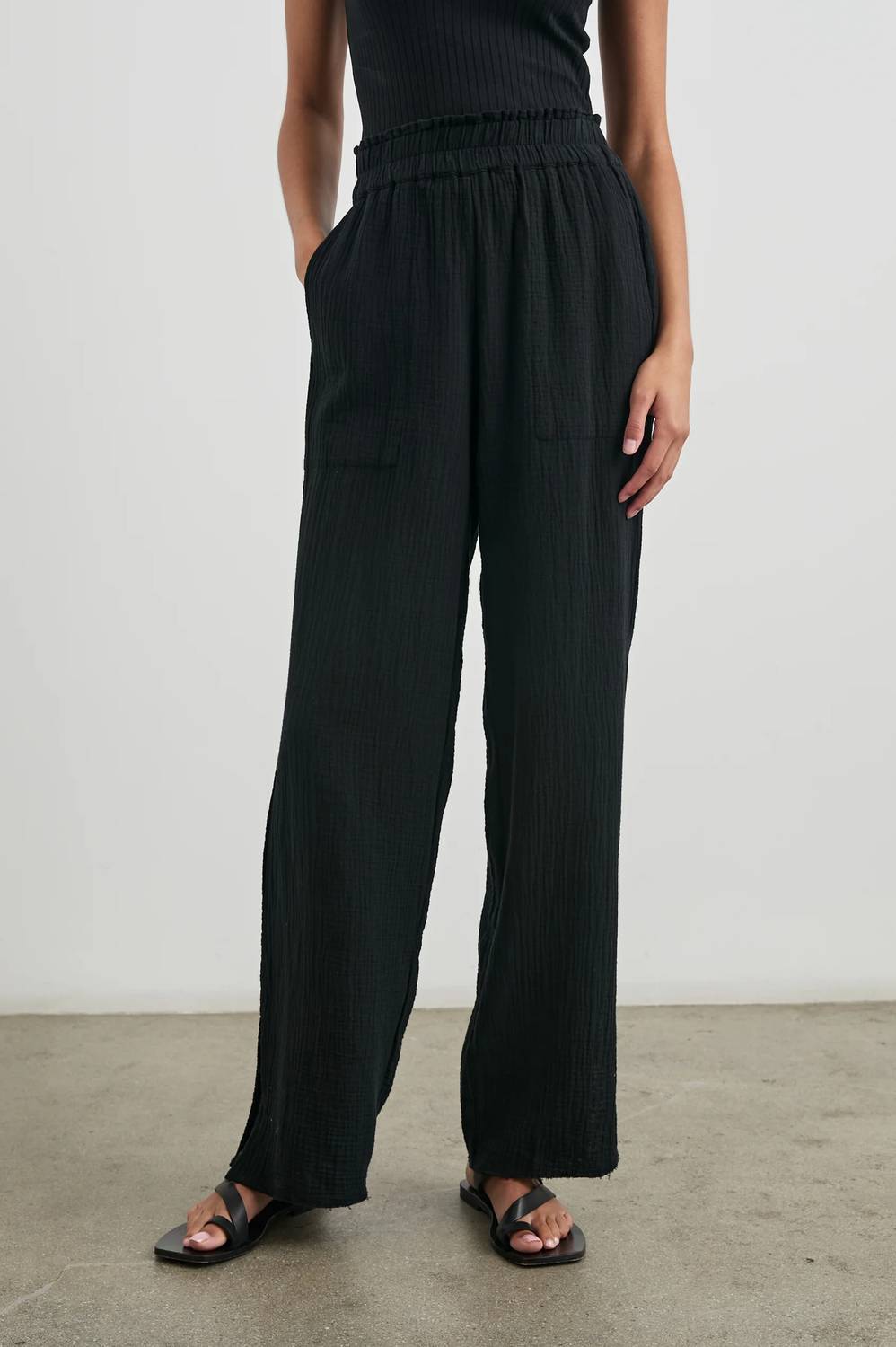 Rails - Leon Pant