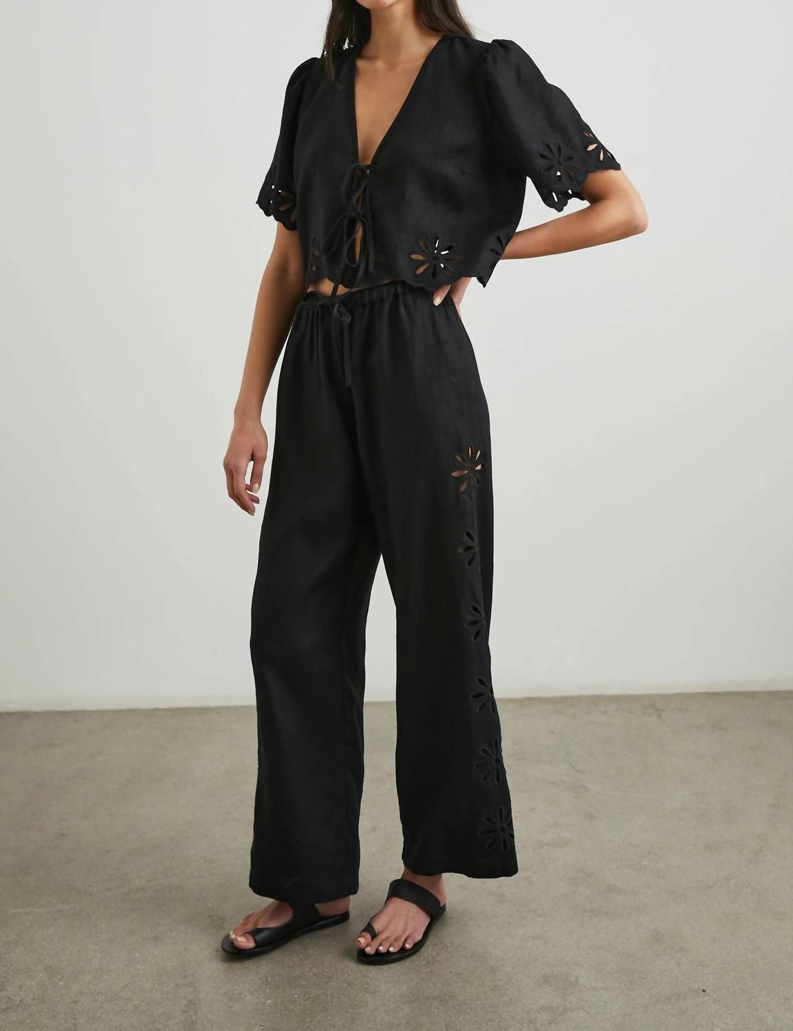 Rails - Pari Blouse - black - clothing - crop - tops