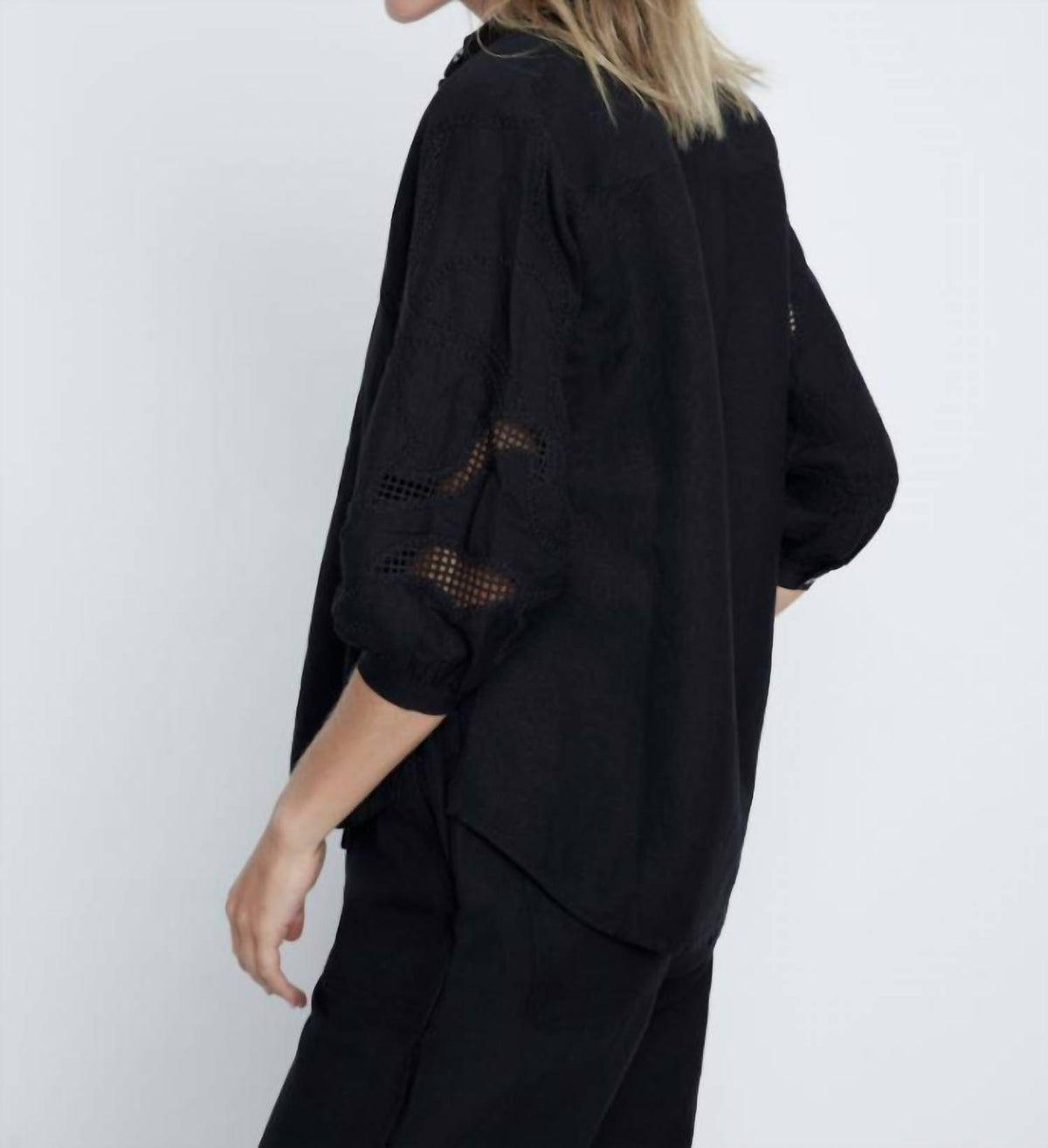 Renuar - Eyelet Blouse