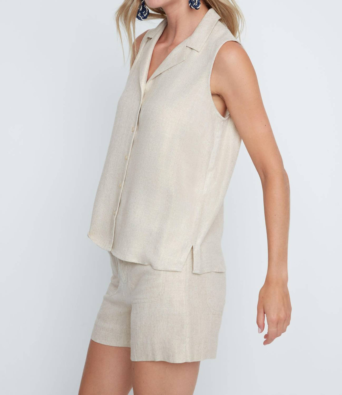 Renuar - Shimmer Sleeveless Button Top