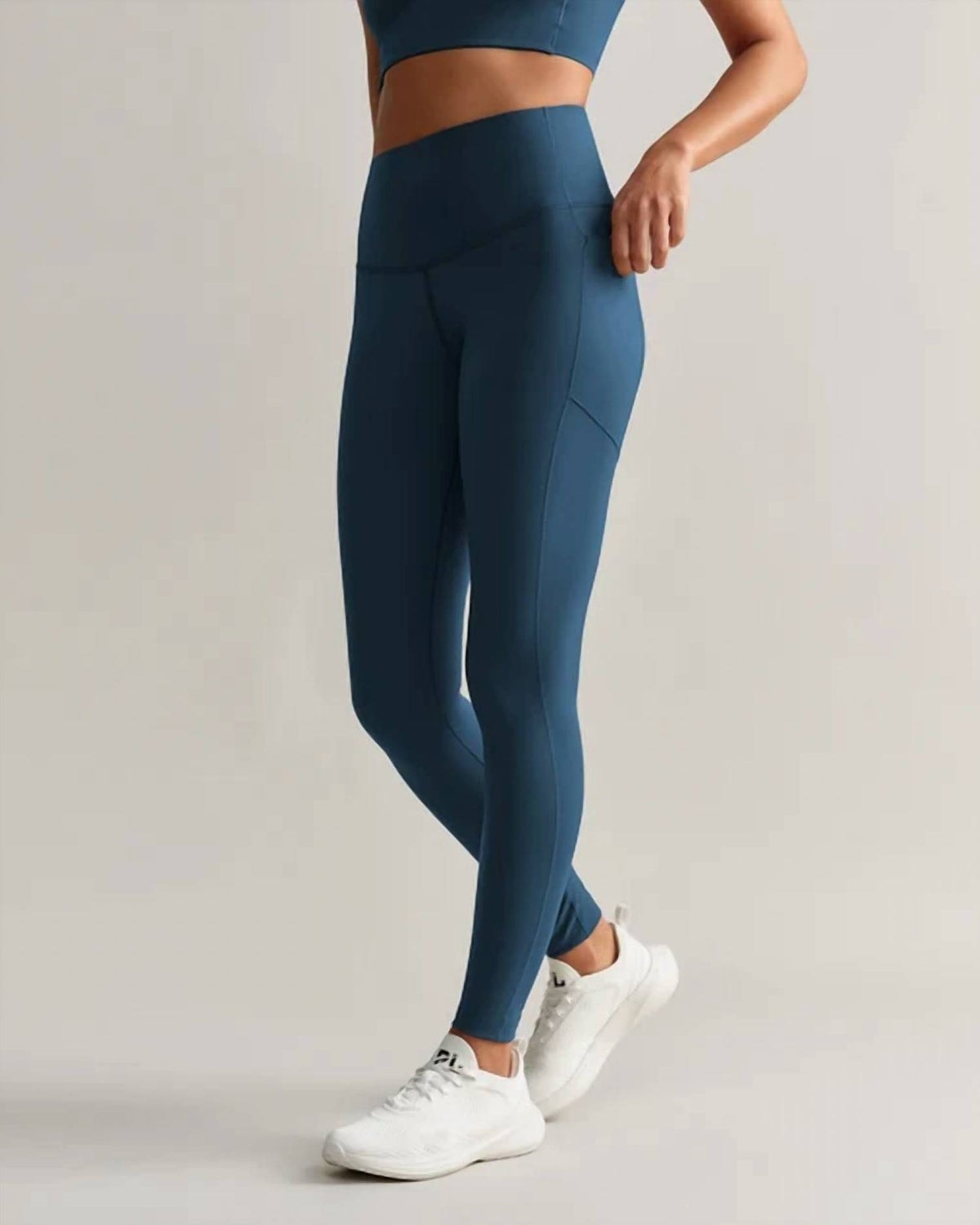 Rhone - Defy Compression 7/8 Pocket Legging