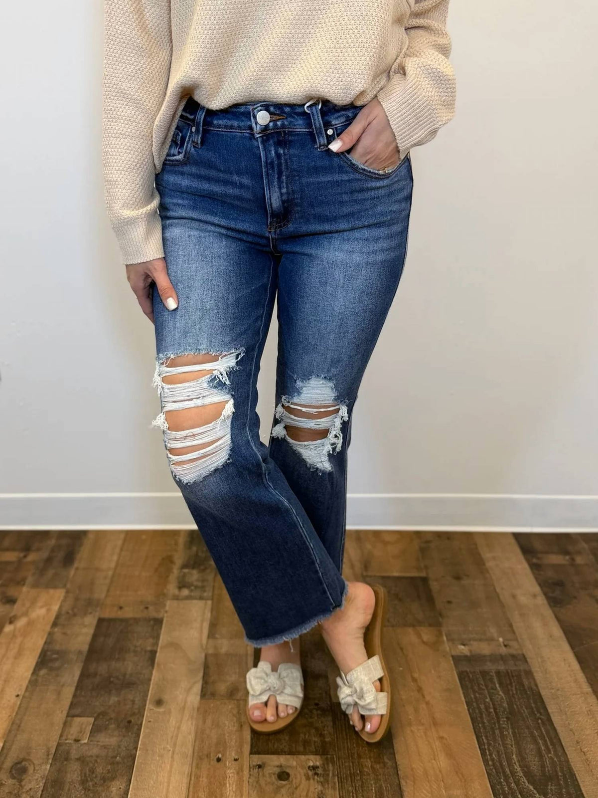 Risen - Distressed Crop Flare Jean