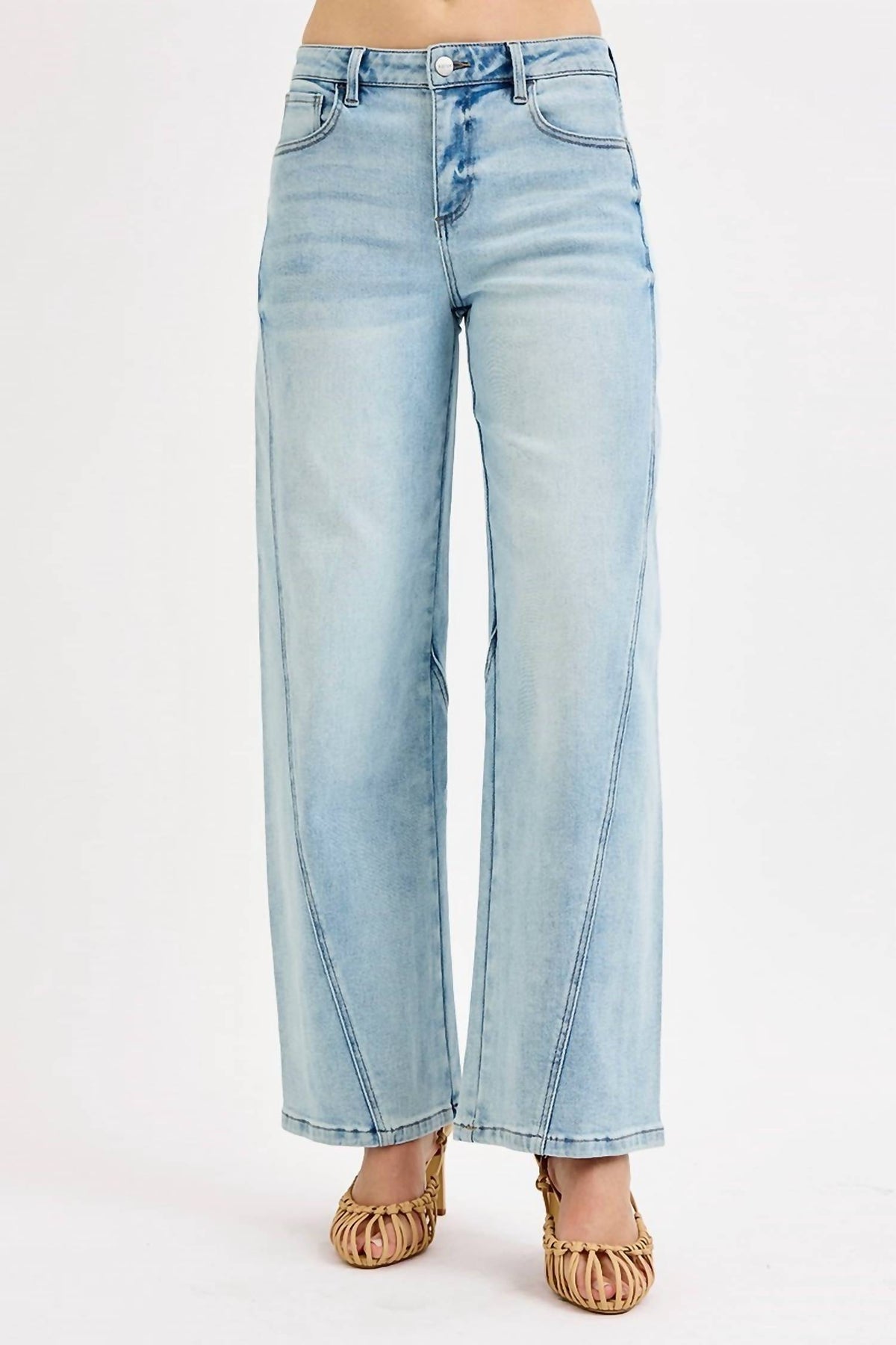 Risen - Mid Rise Fit Barrel Jean