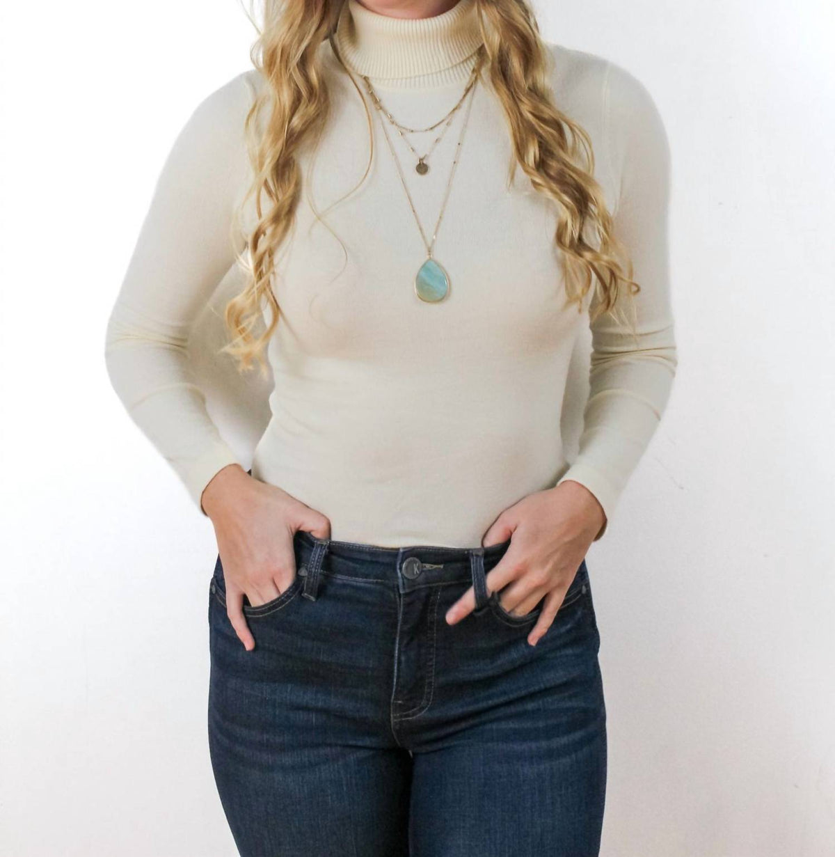 Ronnie Salloway & Company - Solid Color Turtleneck Sweater