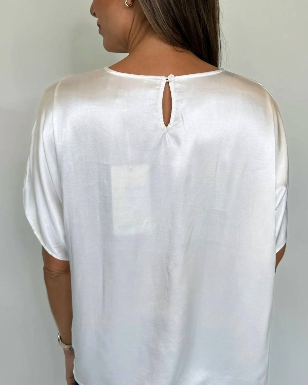 Rose & Crown - Satin Short Sleeve Top