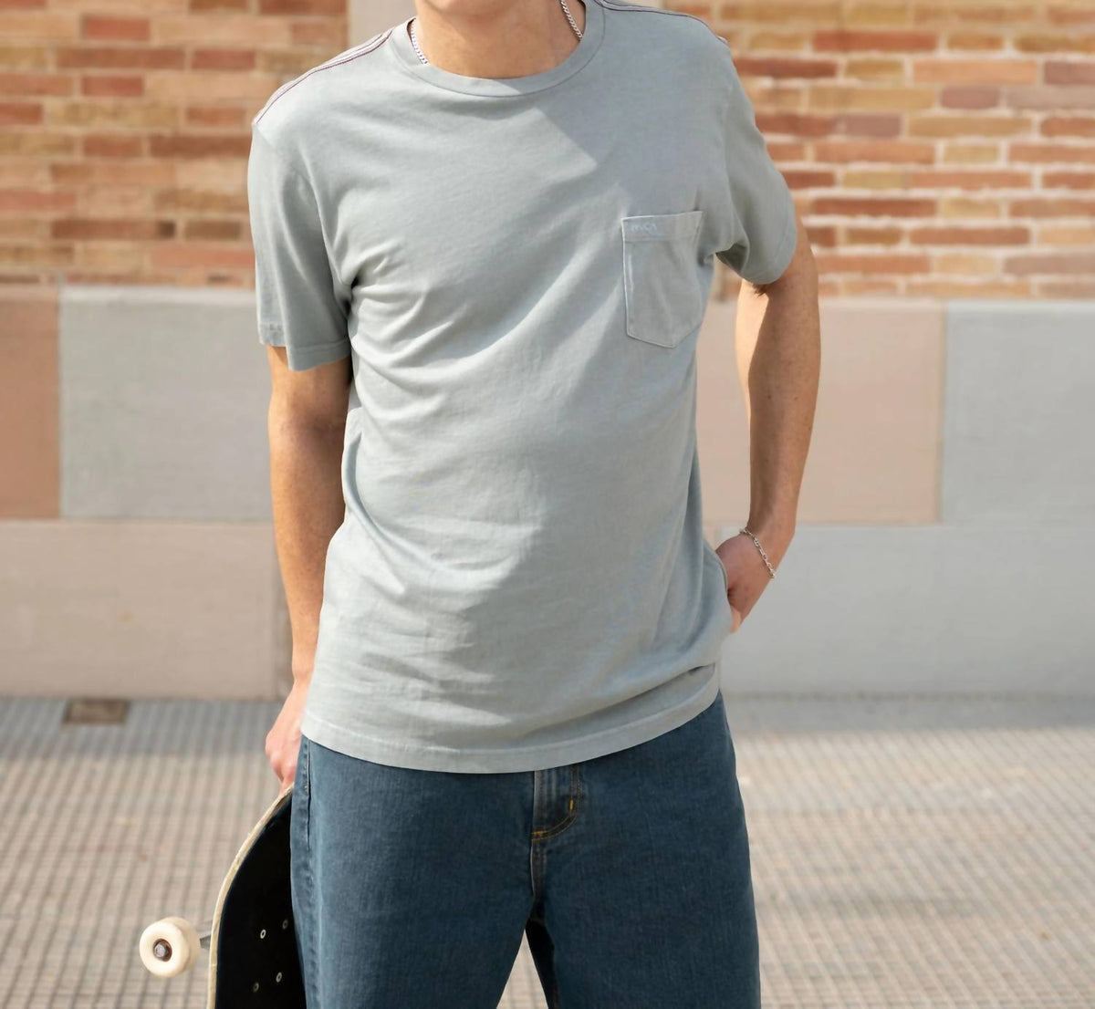 Rvca - Men's Pigment Short Sleeve Tee