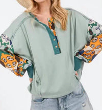 Sage+Fig - Contrast Long Sleeves Top - blue - clothing - patterned