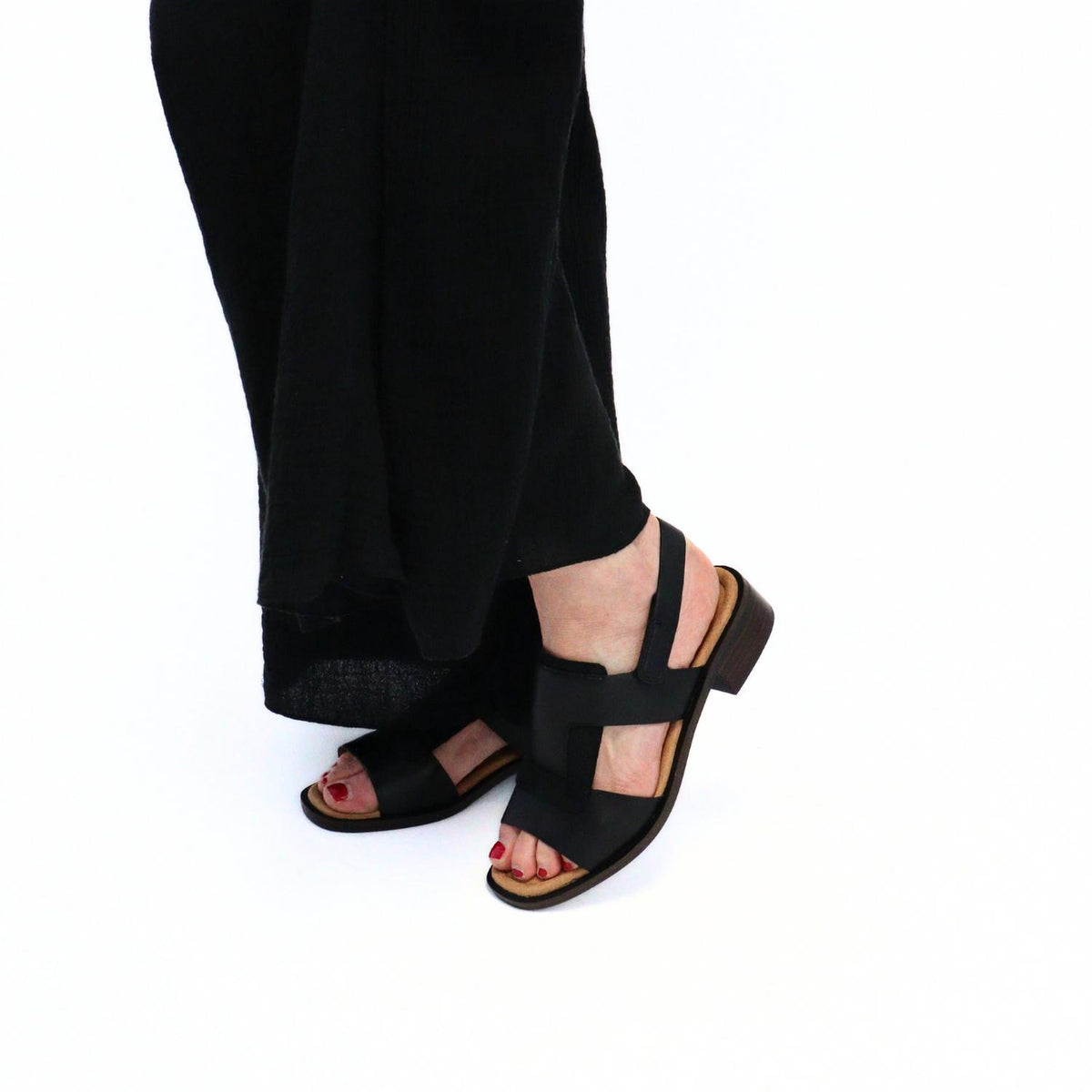 Salvia - Women's Maxim Sandals
