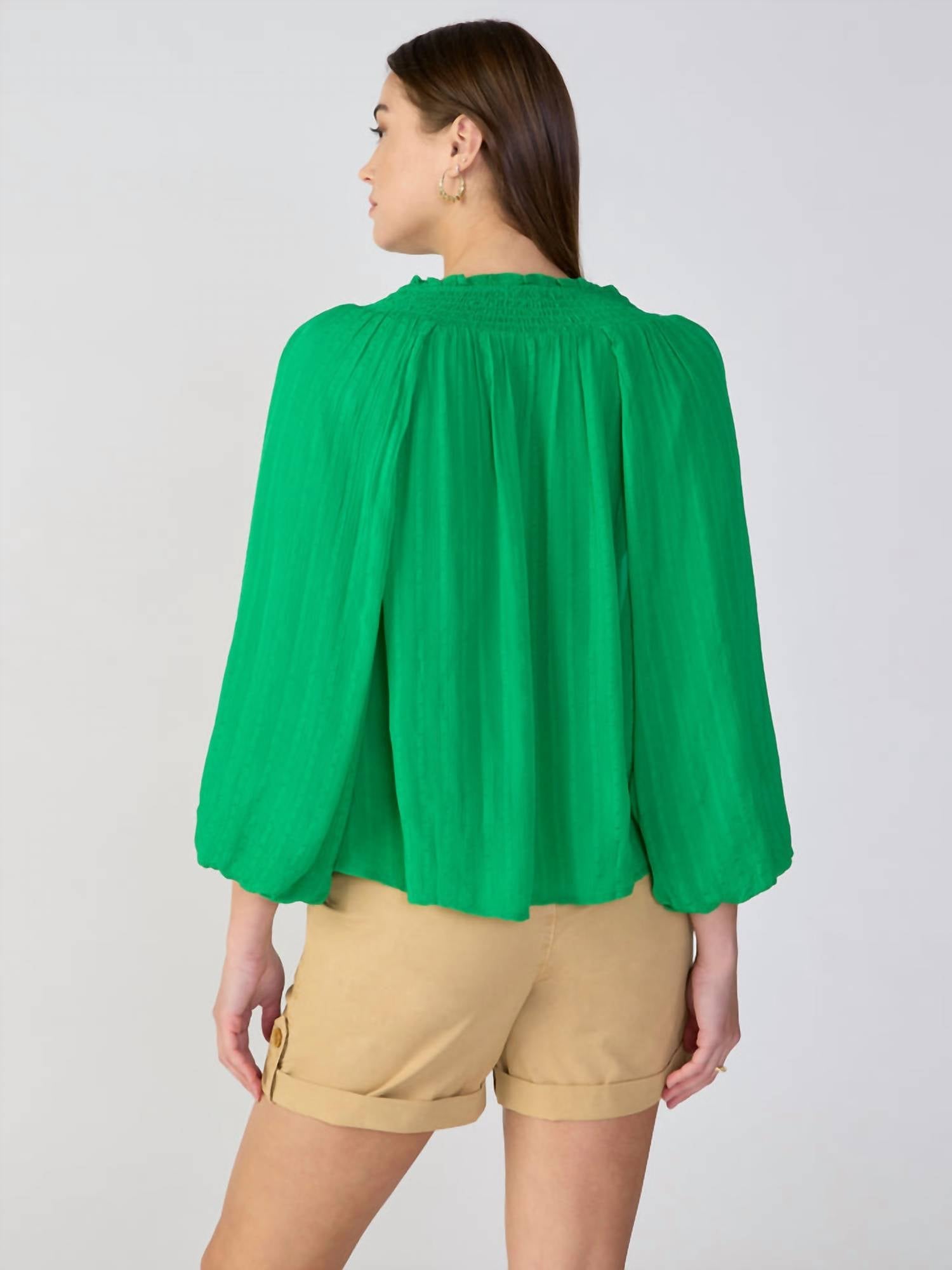 Sanctuary - Breezy Smock Neck Top - clothing - green - shirts