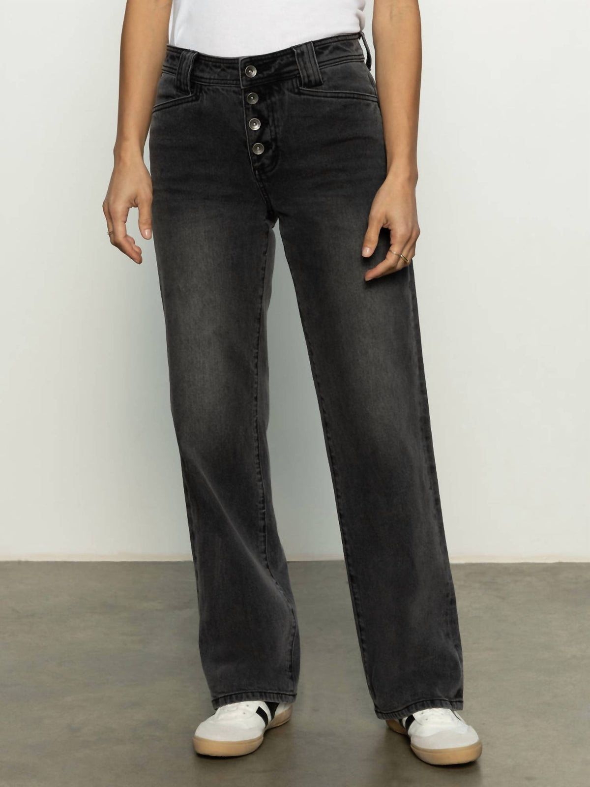 Sanctuary - Luna Cuffed Standard Rise Jeans