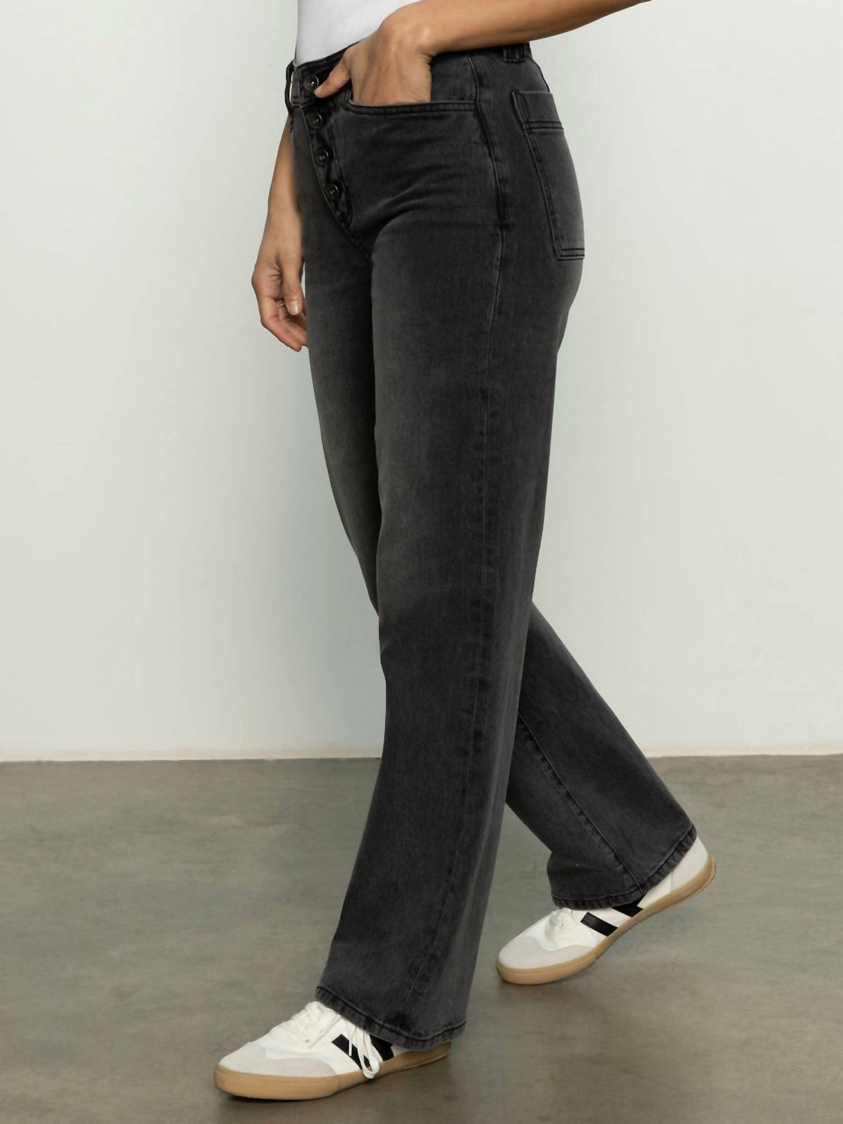 Sanctuary - Luna Cuffed Standard Rise Jeans