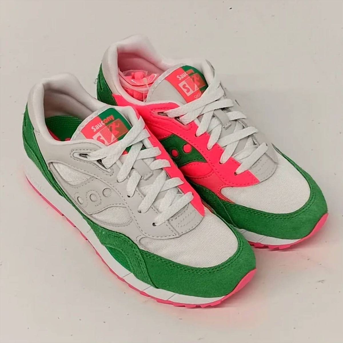 Saucony - Women's Shadow 6000 "split" Low Top Sneakers