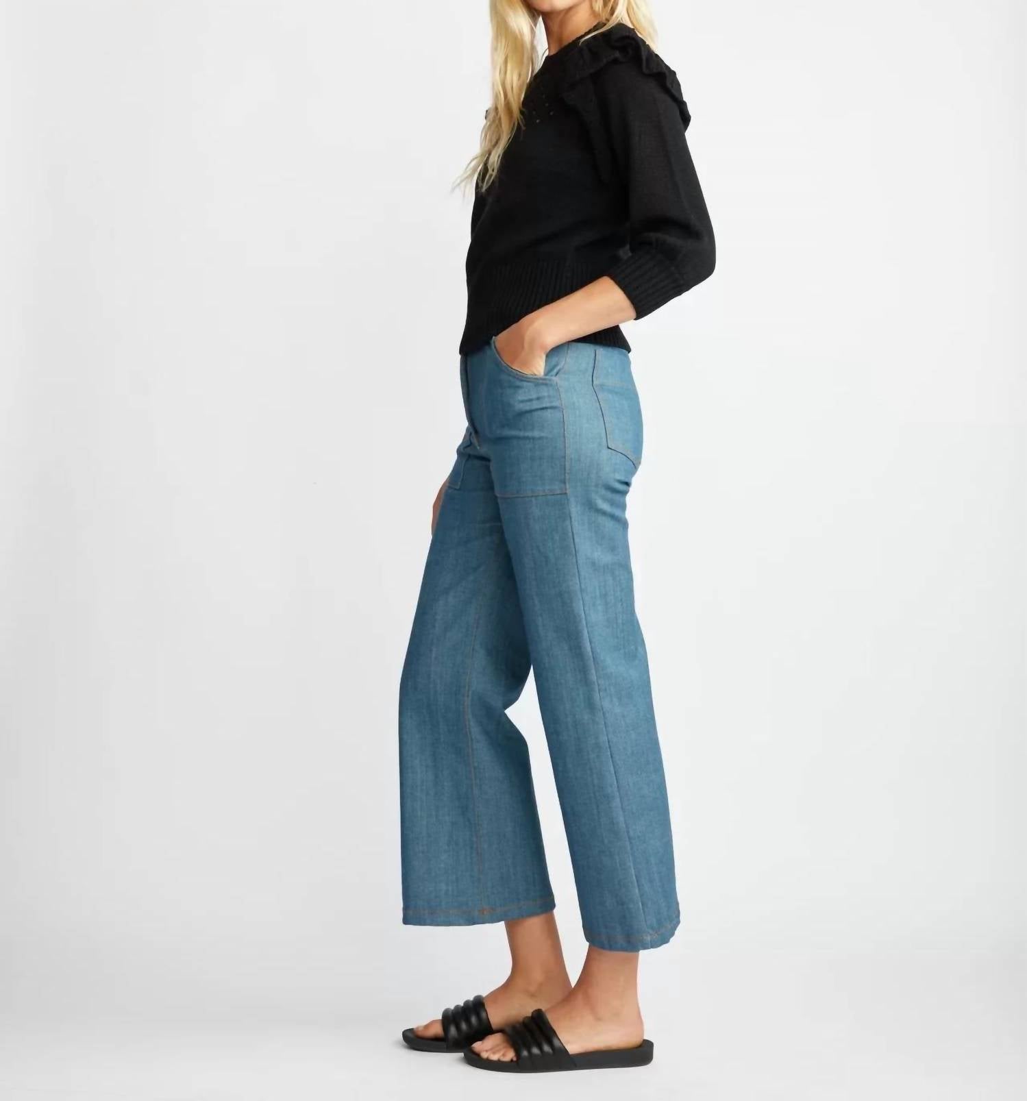 Self Contrast - Gwyneth Ruffle Sweater - black - clothing - cotton