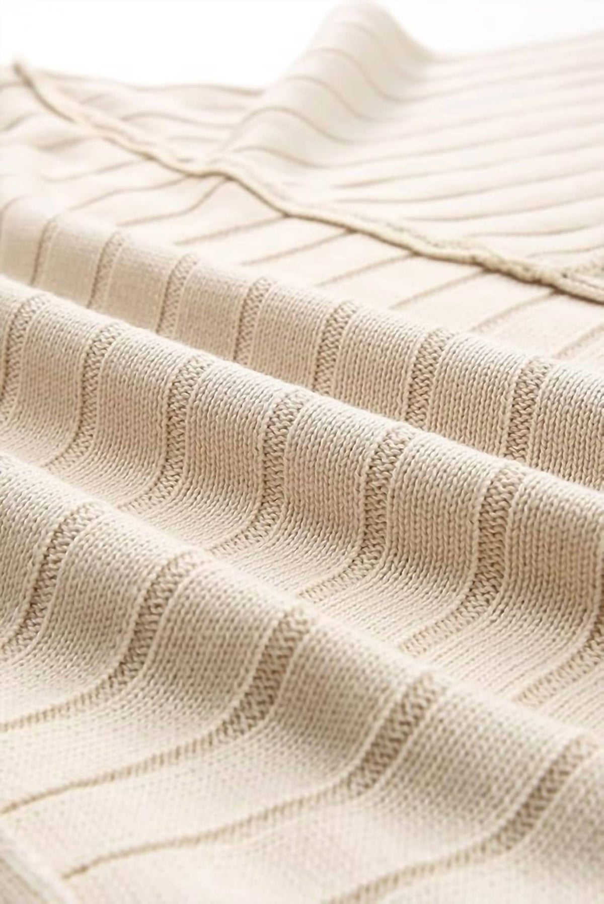 Shewin - 3/4 Sleeve Ribbed Sweater