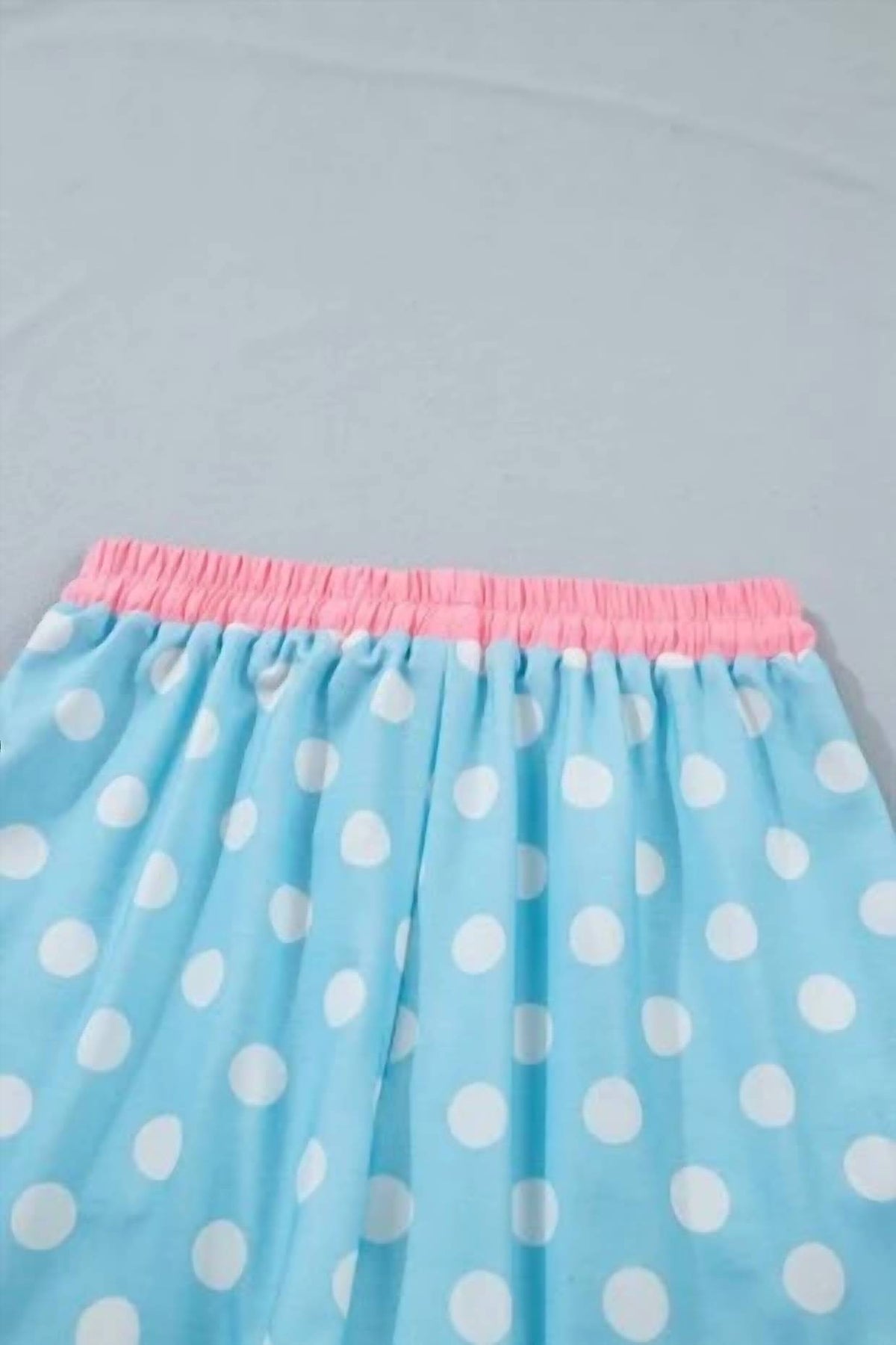 Shewin - Polka Dot Contrast Edge Casual Shorts Set