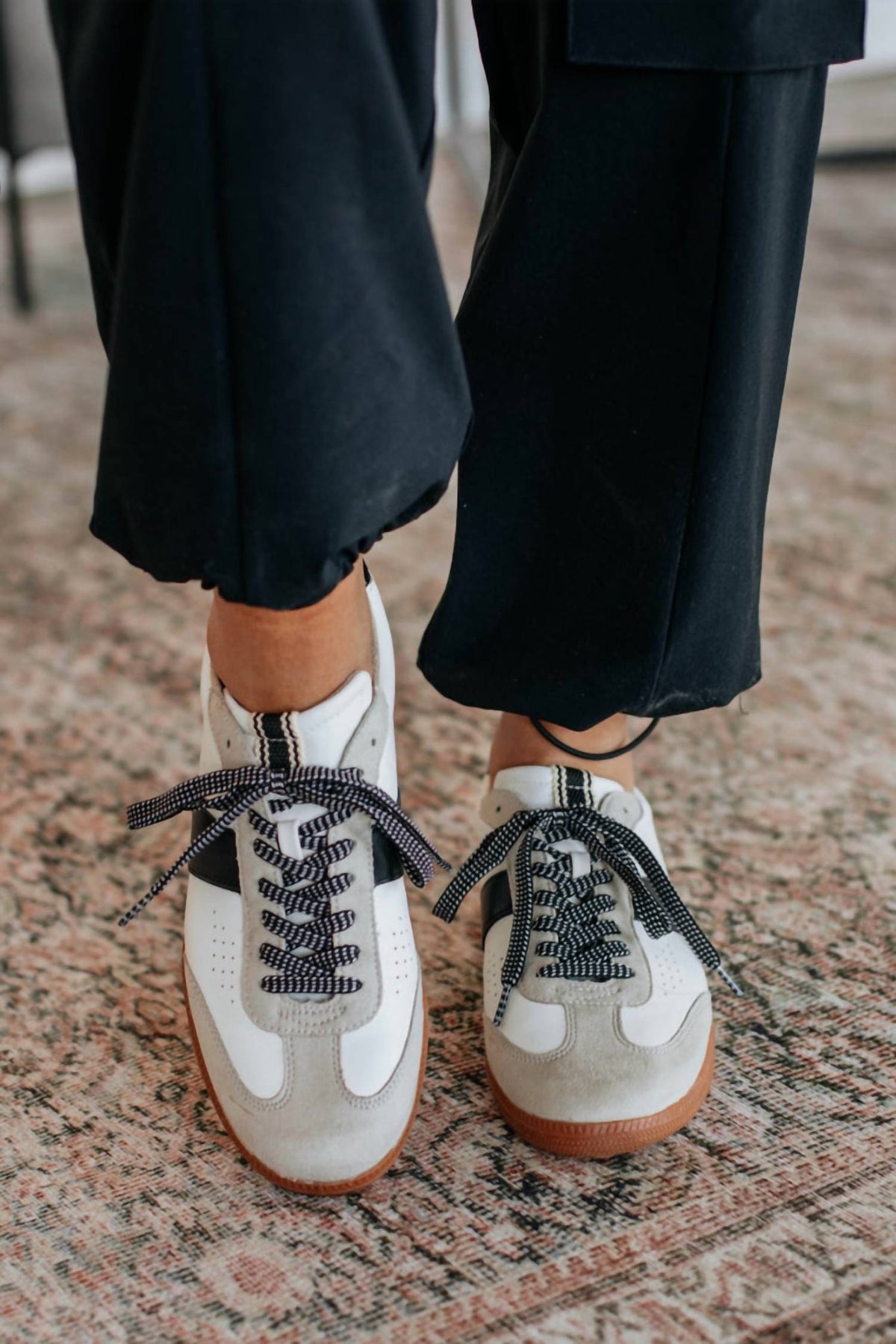 Shu Shop - Women's Sydney Sneaker