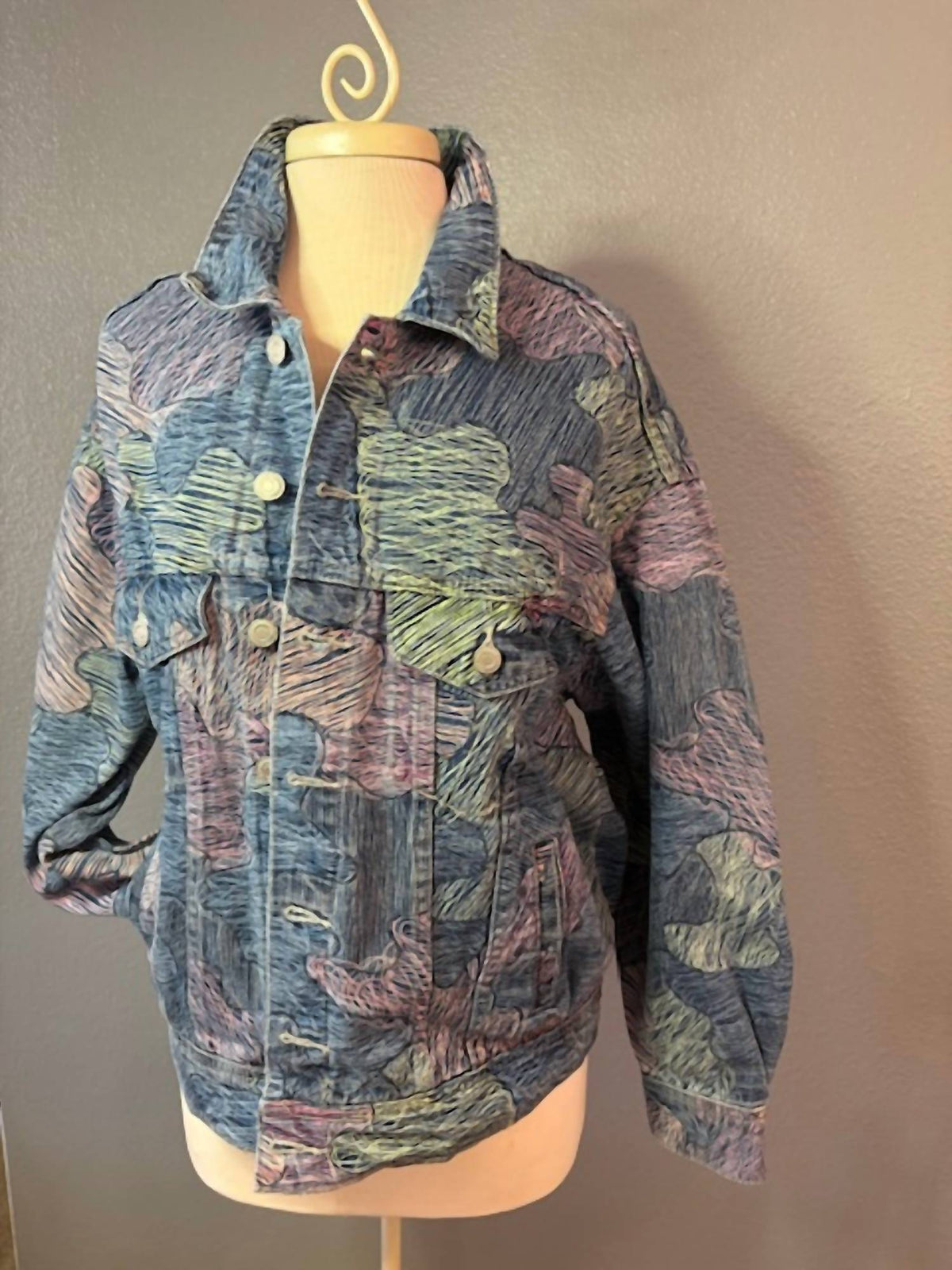 Signature8 - Women's Printed denim jacket