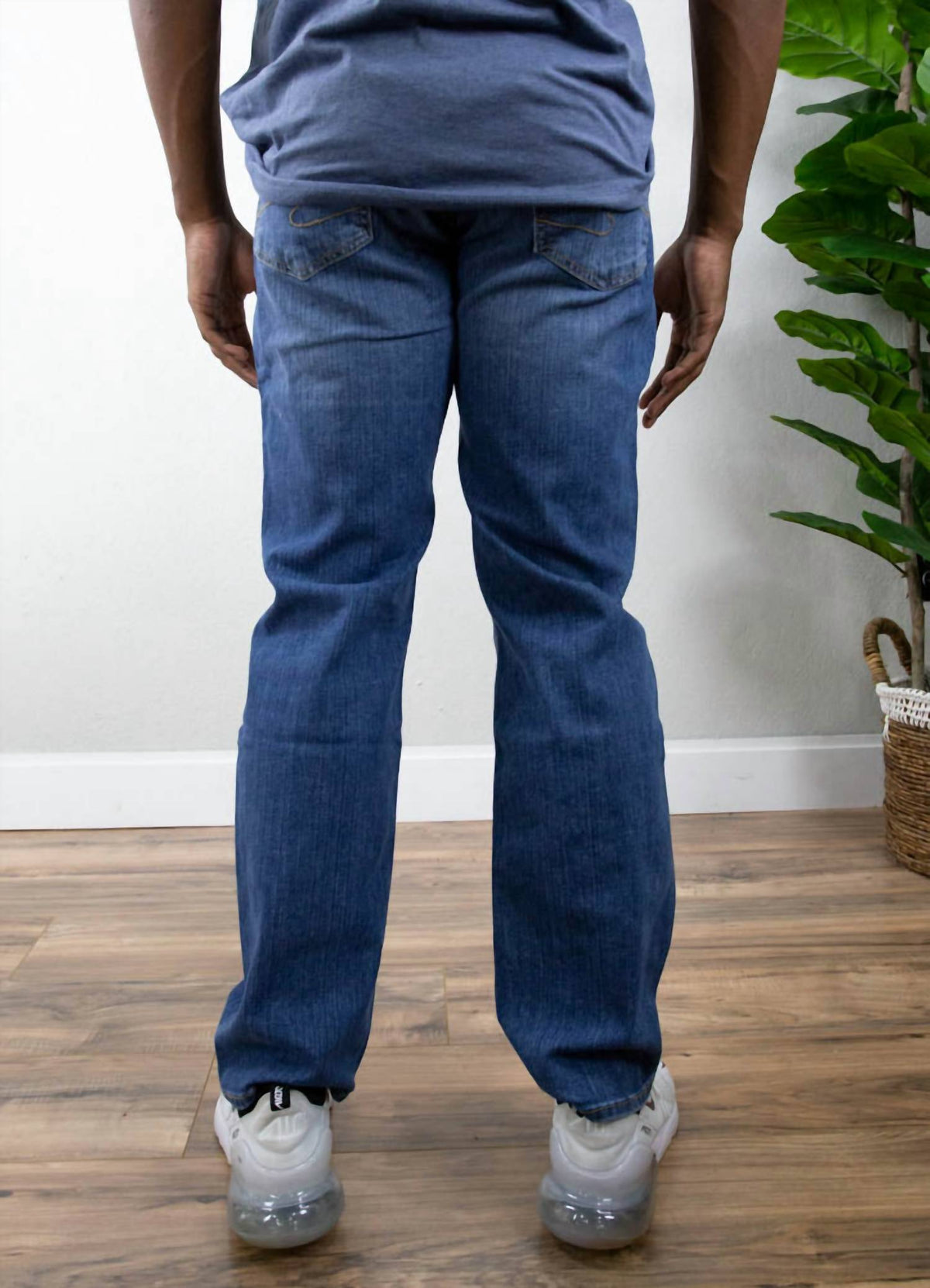 Silver Jeans Co - Slim Cut Jeans