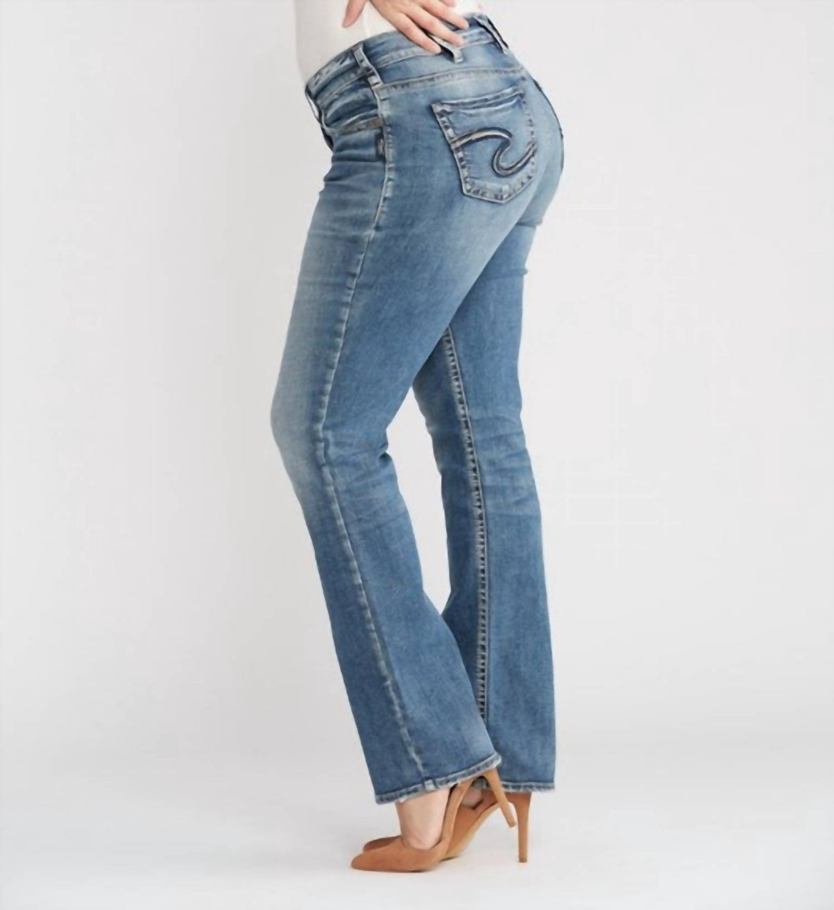 Silver Jeans Co - Women's Avery Slim Boot Jeans - Plus