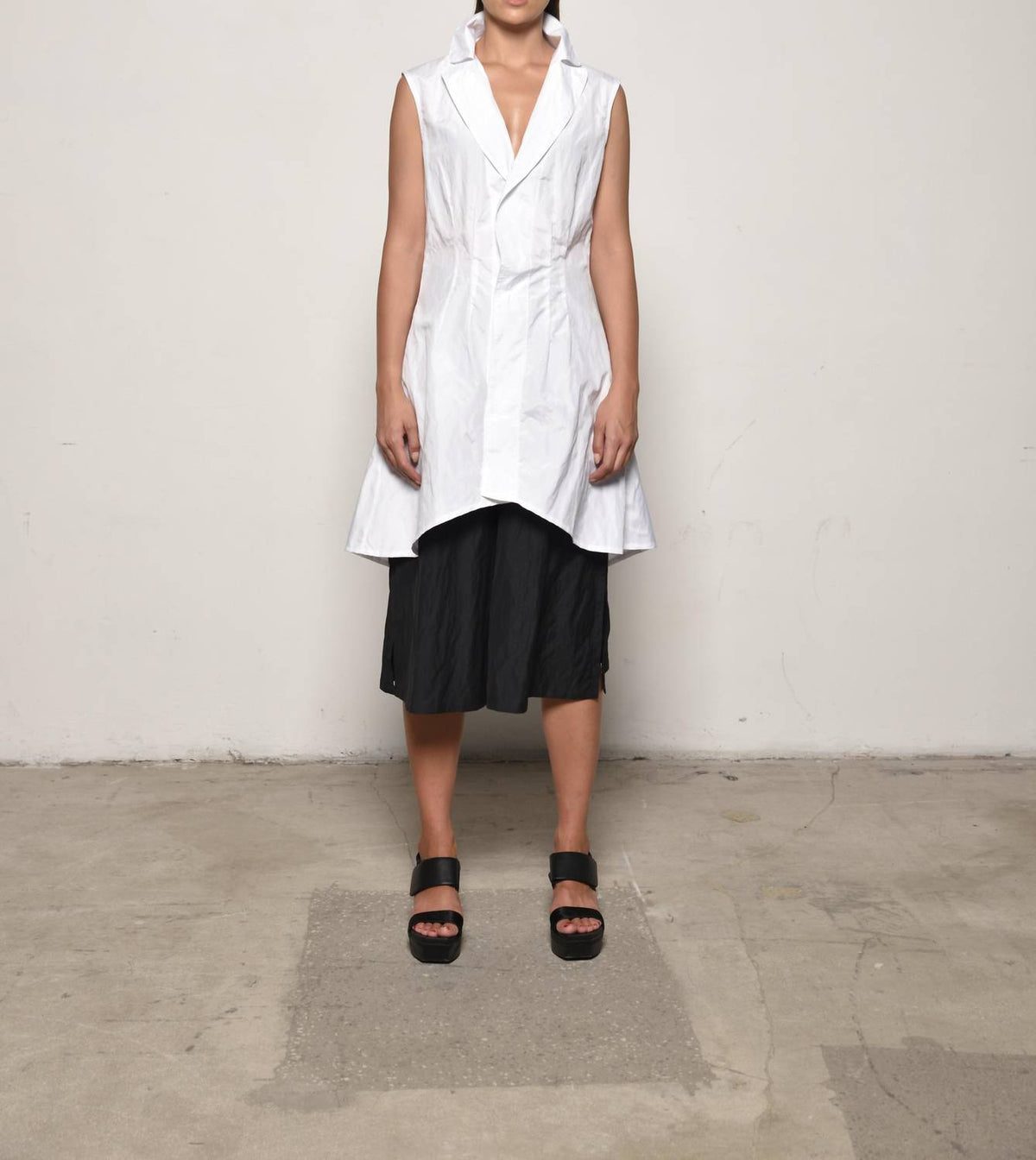 Simply Mila - Imperial Collar Tunic