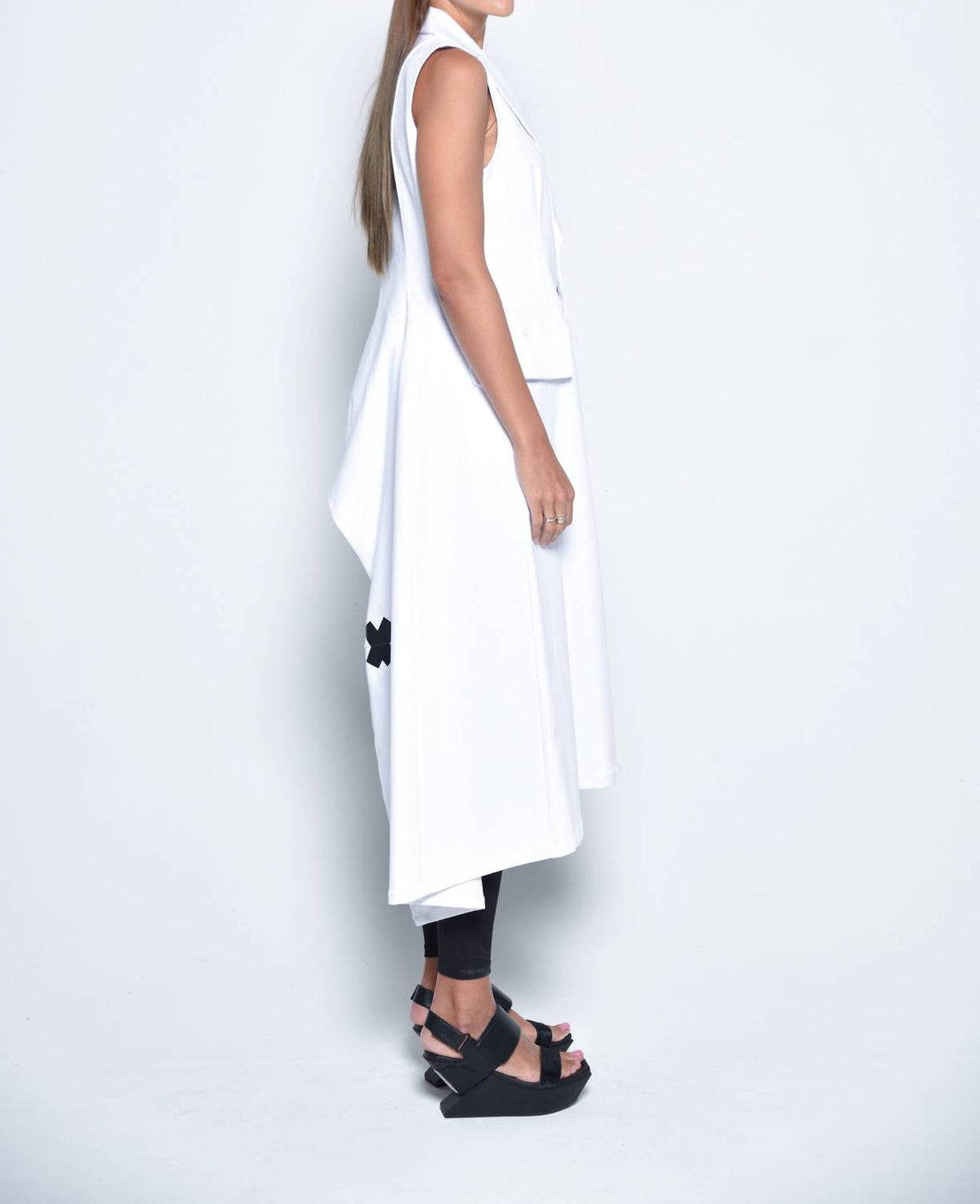 Simply Mila - Uneven Asymmetrical Vest