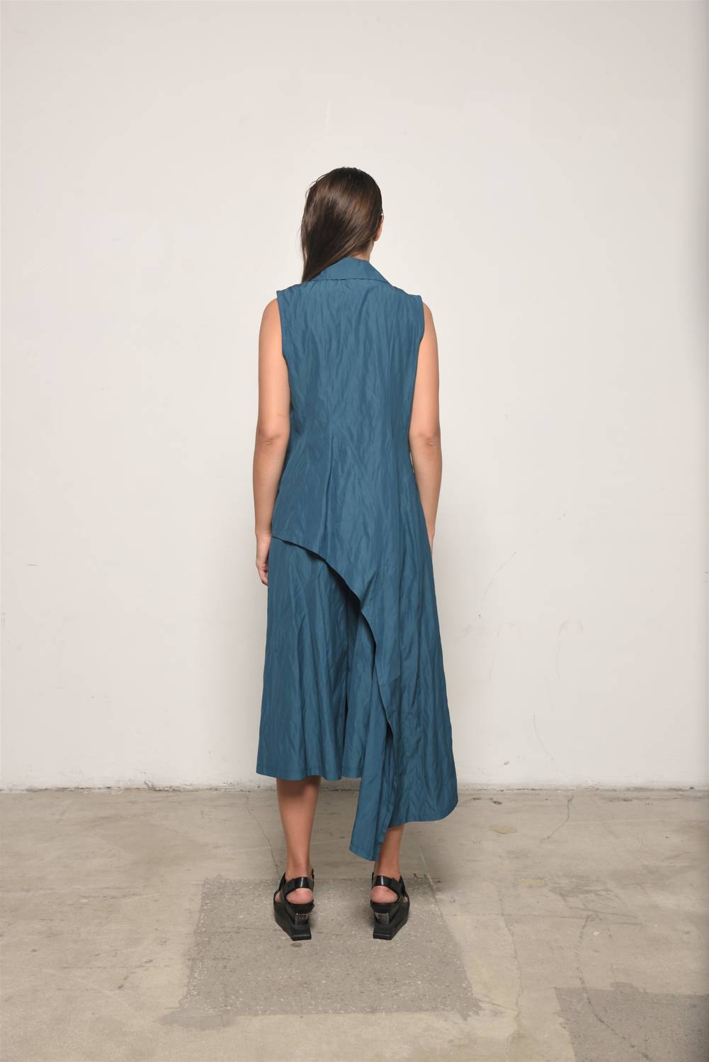 Simply Mila - Uneven Vest