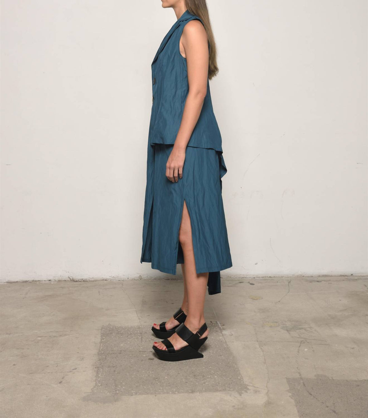 Simply Mila - Uneven Vest