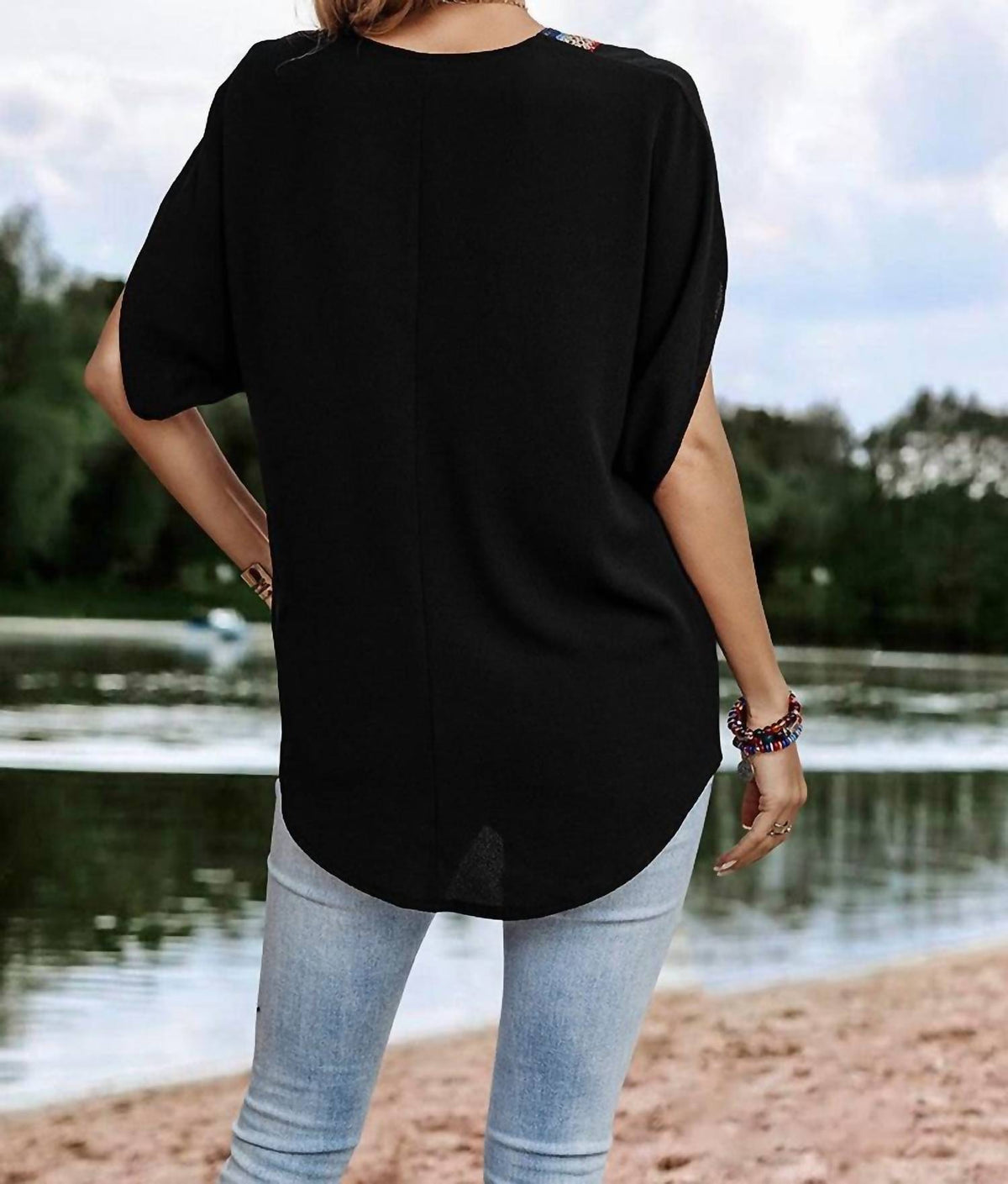 So Me - Contrast V Neck Batwing Sleeve Blouse