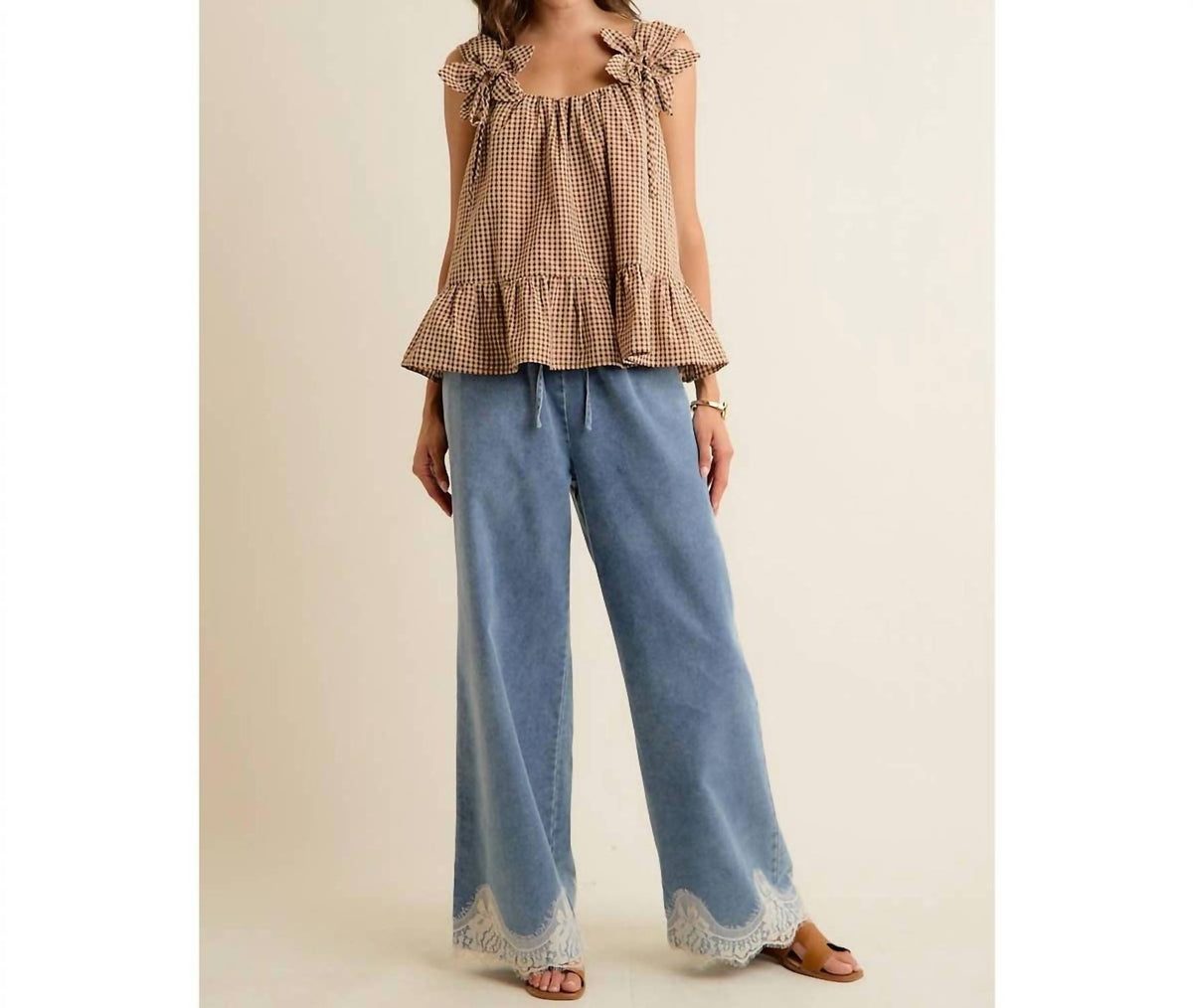 So Me - Gingham Flower Sleeve Top
