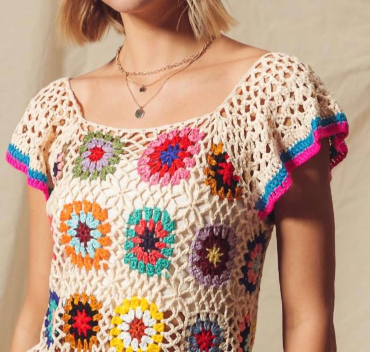 So Me - GRANNY SQUARE CROCHET TOP WITH FLUTTER SLEEVES