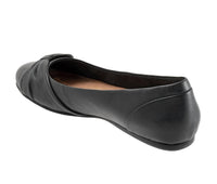 Softwalk - Women's Sofia Shoe - Wide