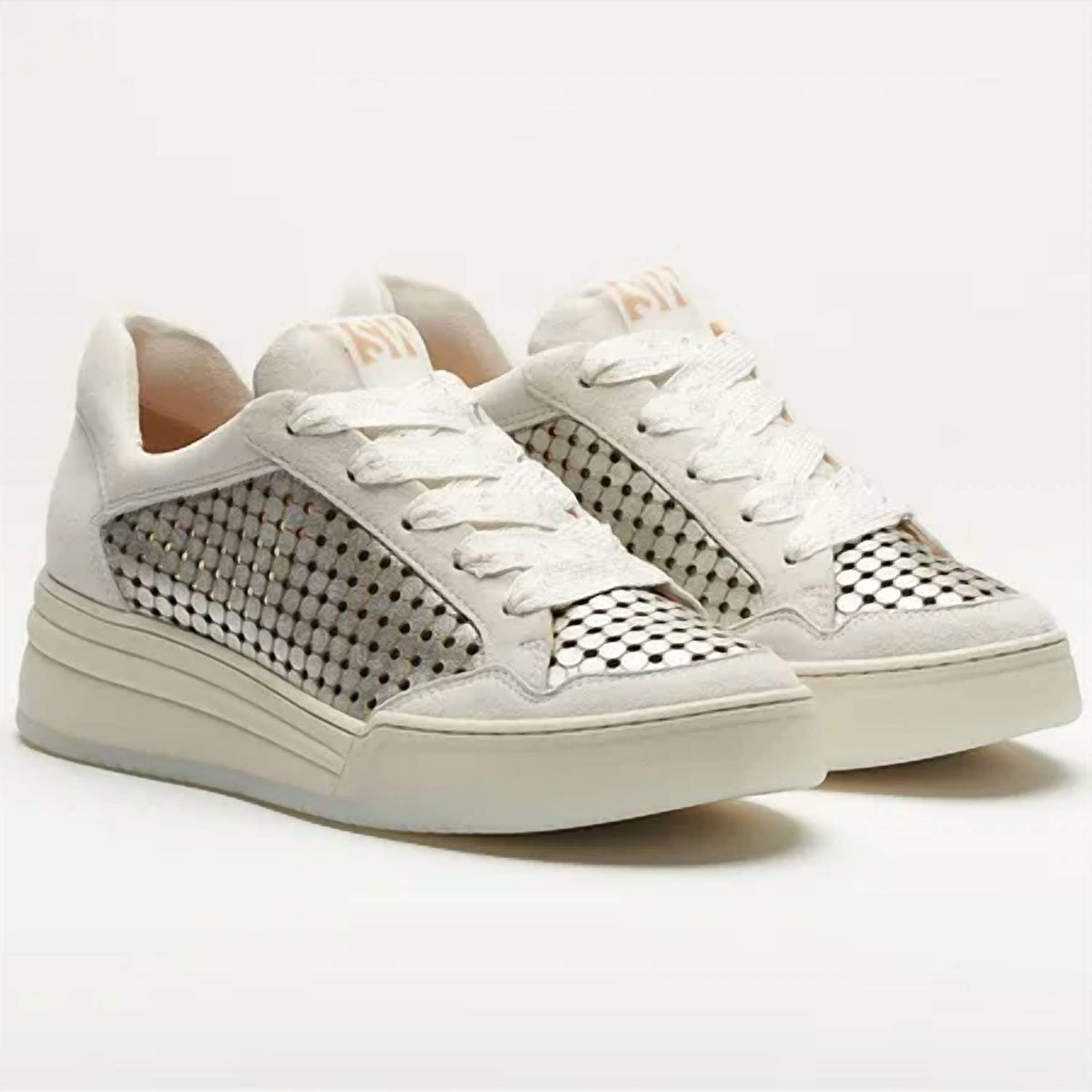Softwaves - Women's Lua Perforated Sneaker