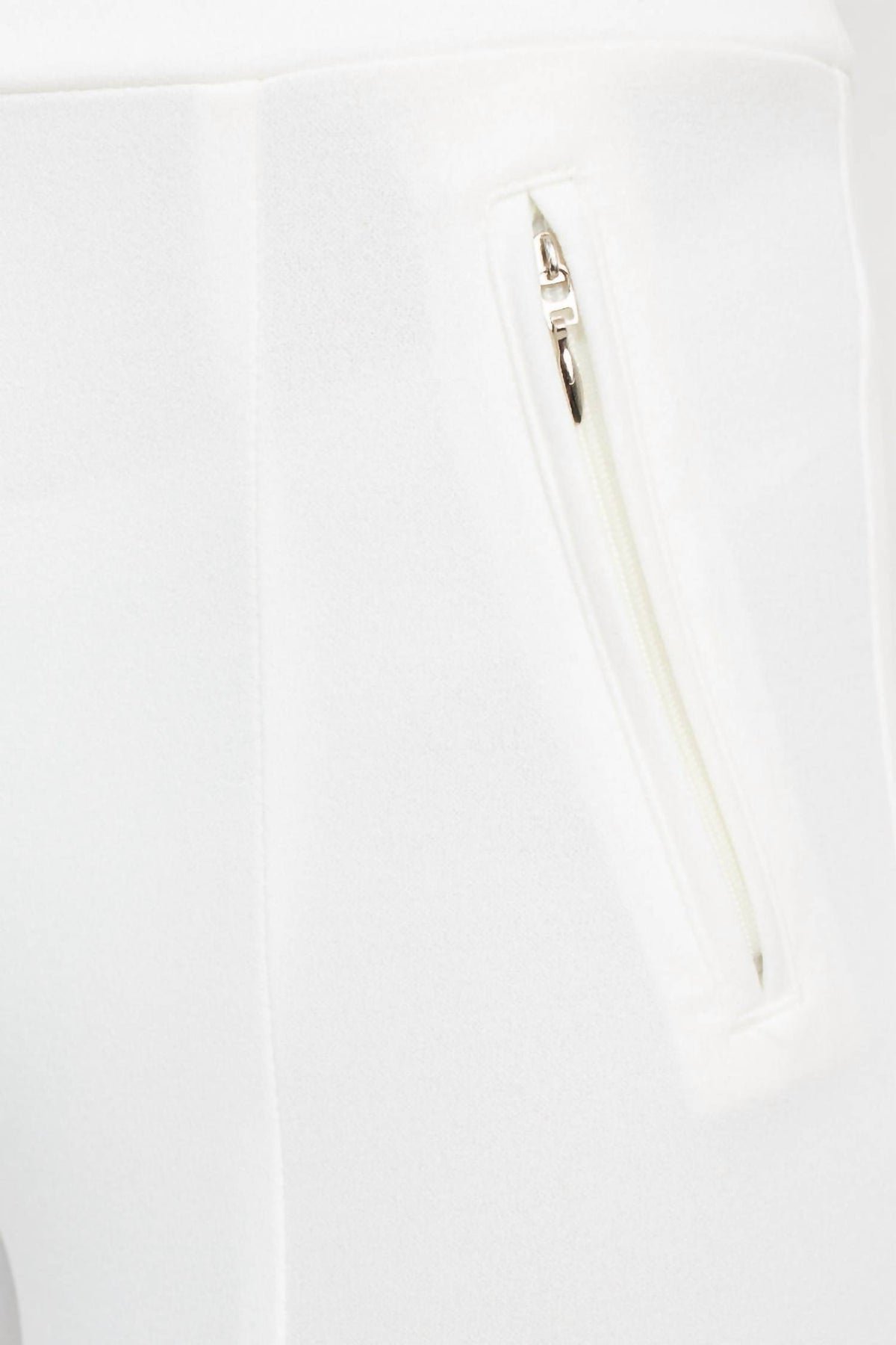 Soho - Mid Waist Pull-on Skinny Zipper Front Solid Crepe Pant
