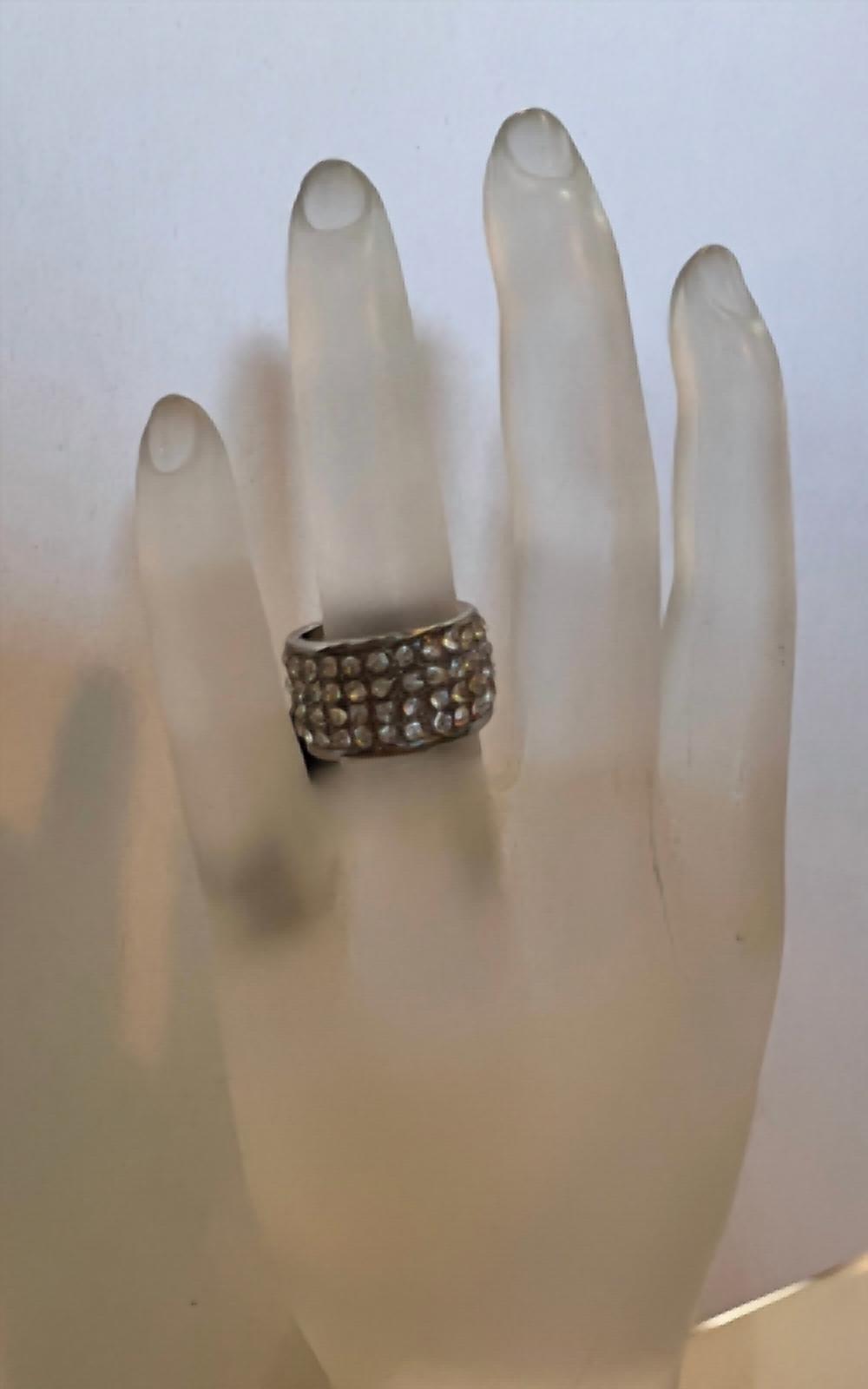 Sonya'S - Pave Ring