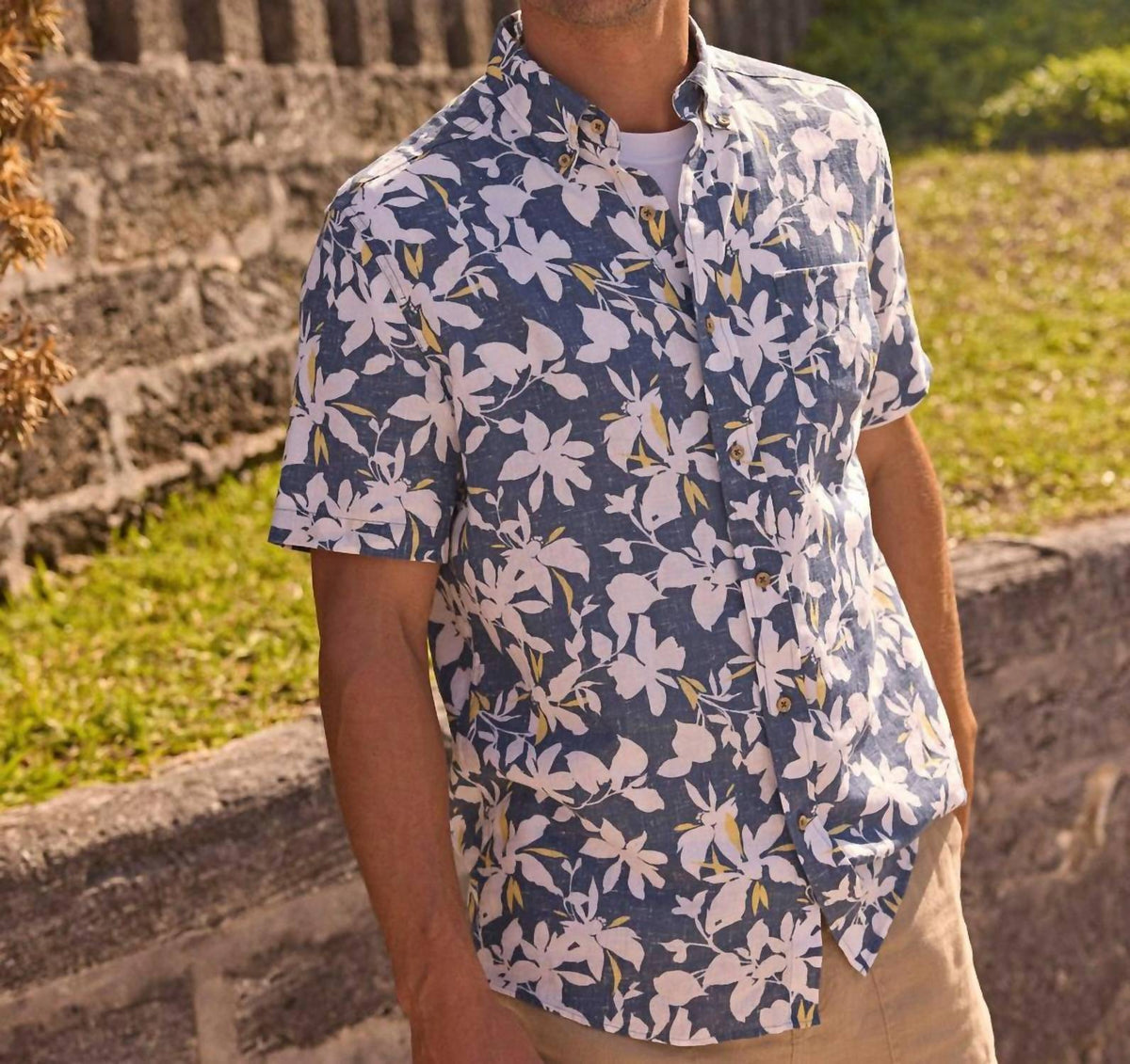 Southern Tide - Blossom Bay Linen Rayon Short Sleeve Sport Shirt - blue - clothing - floral