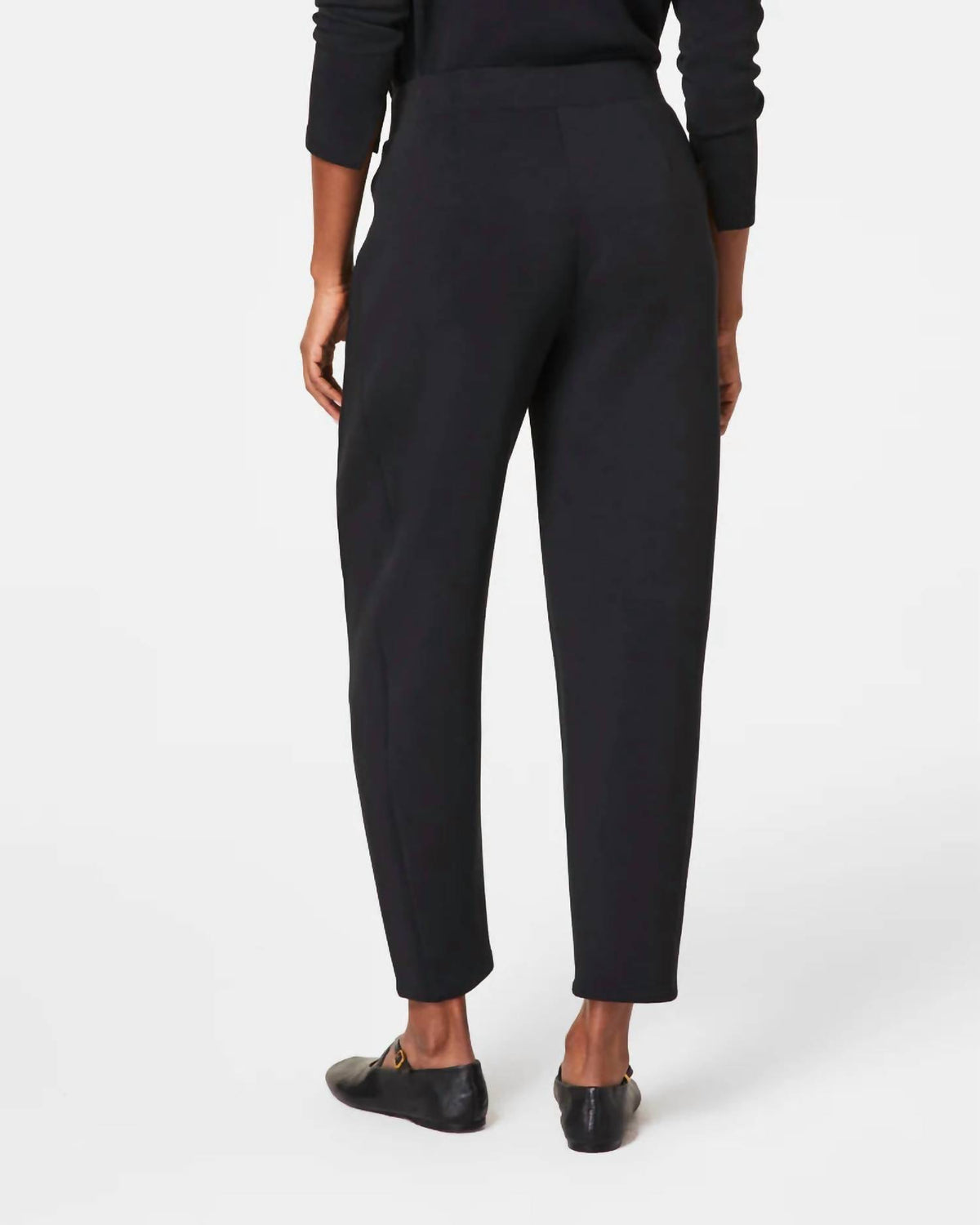 Spanx - Air Essentials Barrel Leg Pants