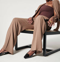 Spanx - Crepe Pleated Trouser