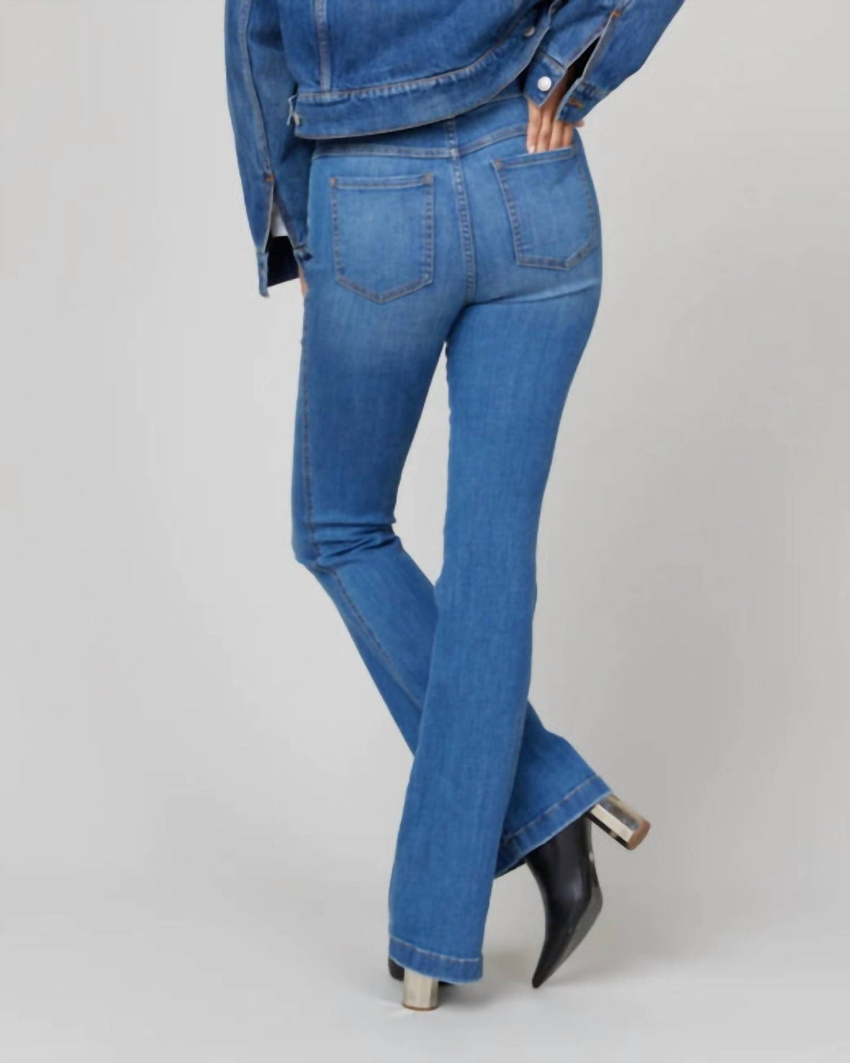 Spanx - High Rise Flare Jeans - Plus
