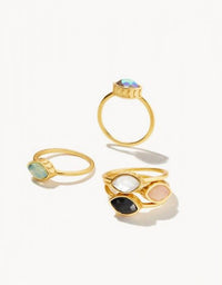 Delicate Naia Ring