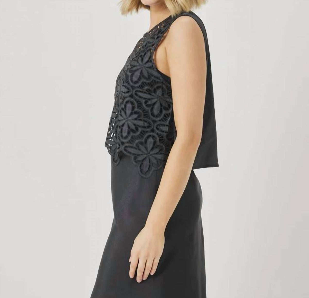 Splendid - Pia Eyelet Top